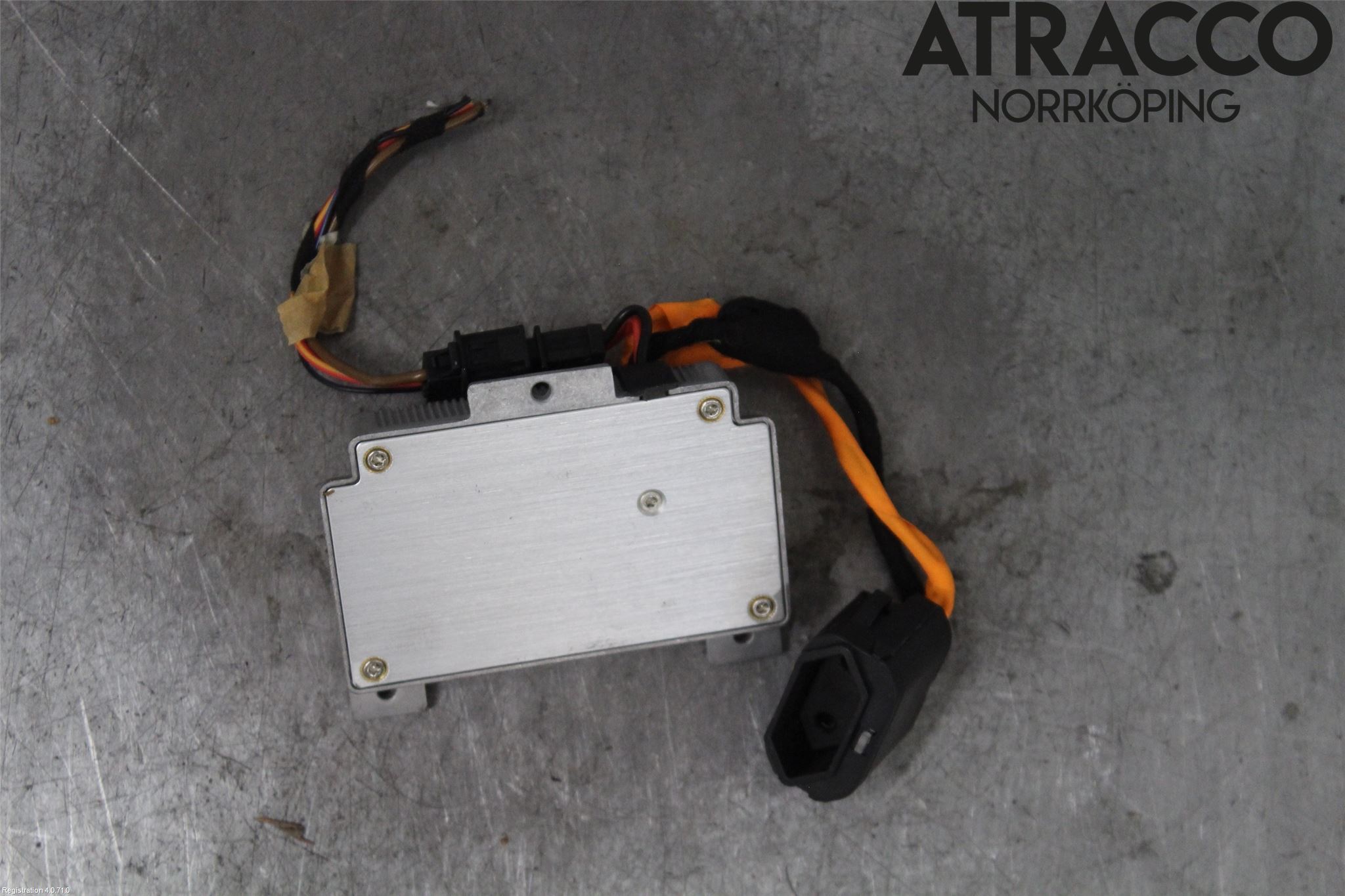 Volkswagen VW SHARAN 11- Inverter 12-)220V