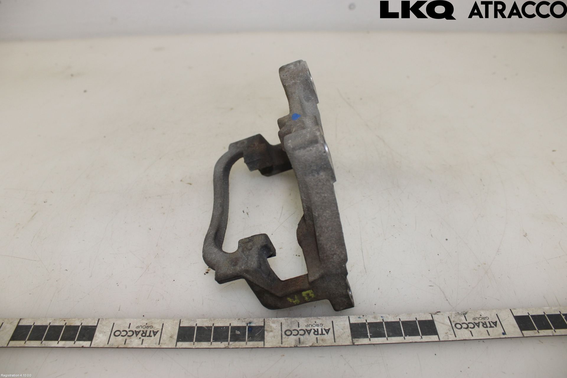 MG 4 23- Bremsecaliper Feste Holder
