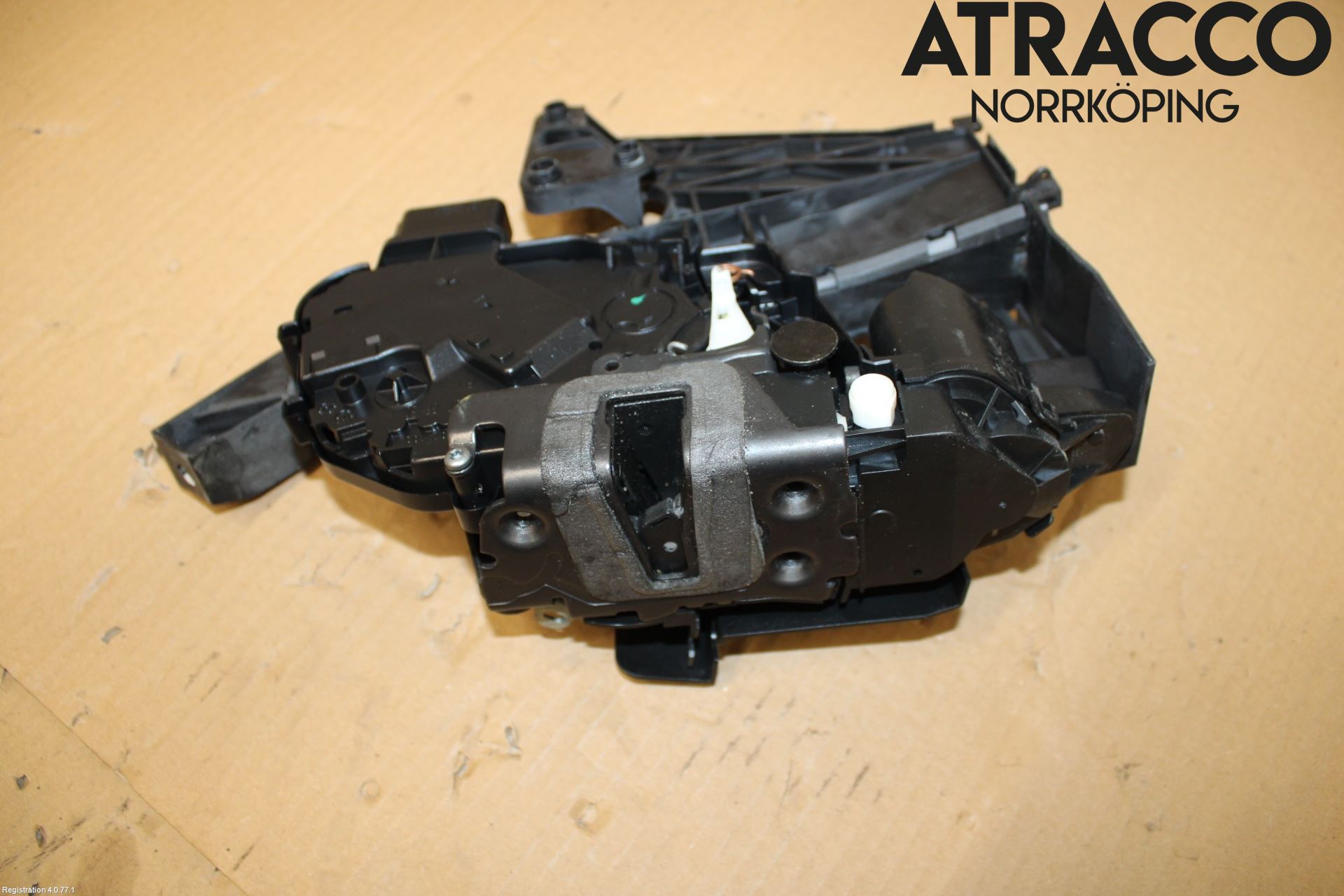 Ford KUGA 08-12 Dørlås - Låsekasse