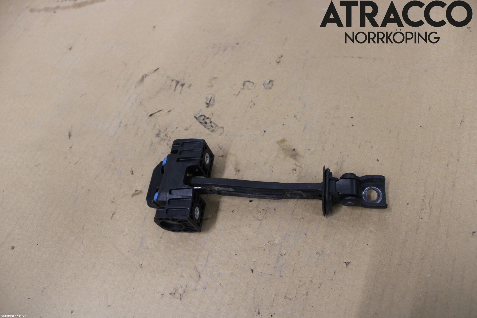 Volkswagen VW AMAROK 2H 10-22 Dørstopper