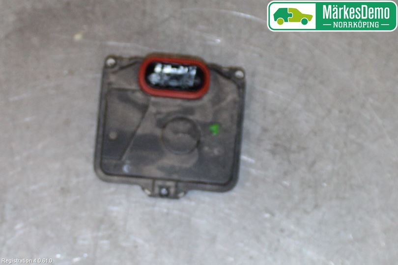 Audi A4/S4 B9 16-19 Styreenhet Xenon
