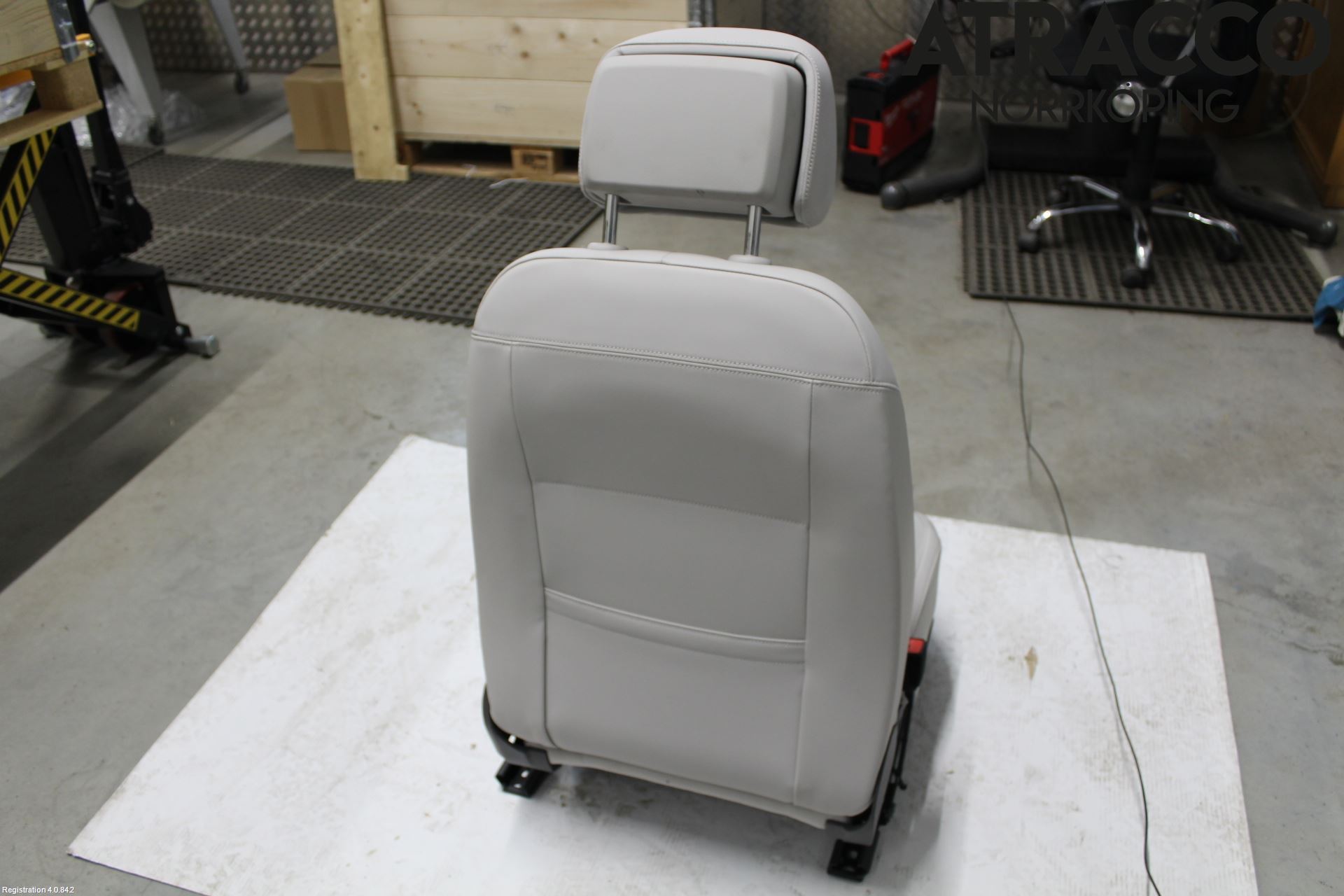 Volkswagen VW PASSAT 20-24 Innr Sete Foran Venstre