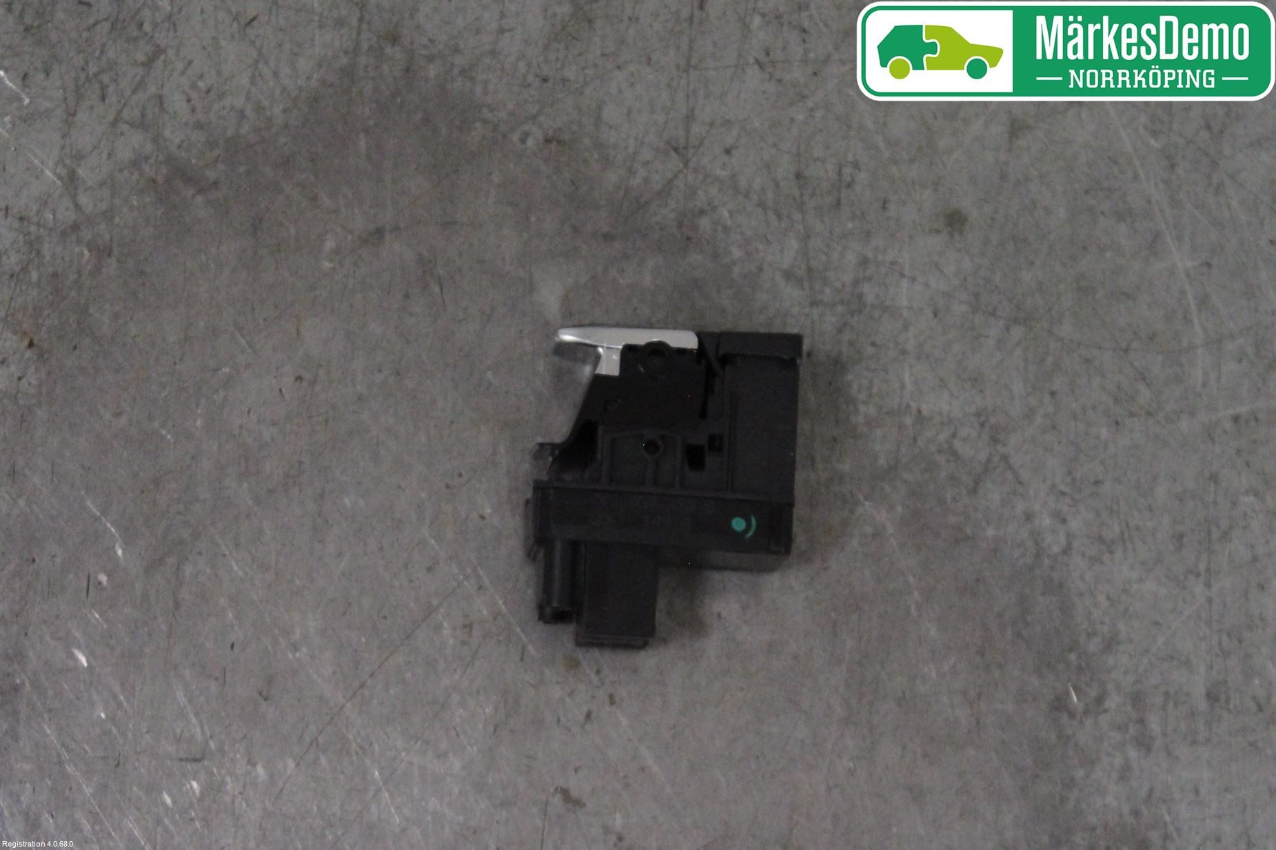 Audi A6/S6 4G 11-18 Bryter Parkeringsbrems