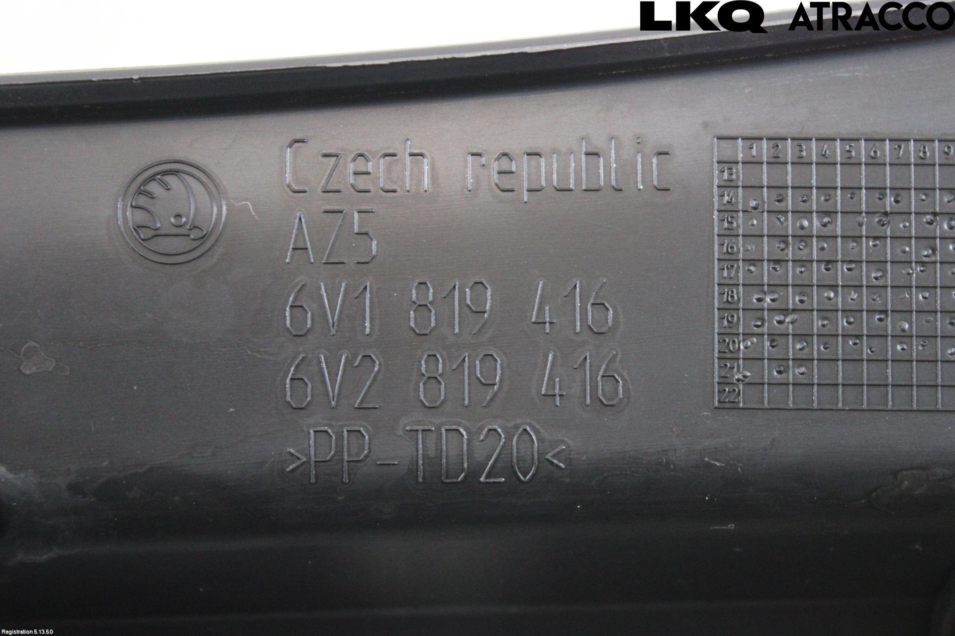 Skoda FABIA 15-21 Visker Deksel-Grill-Under Frr