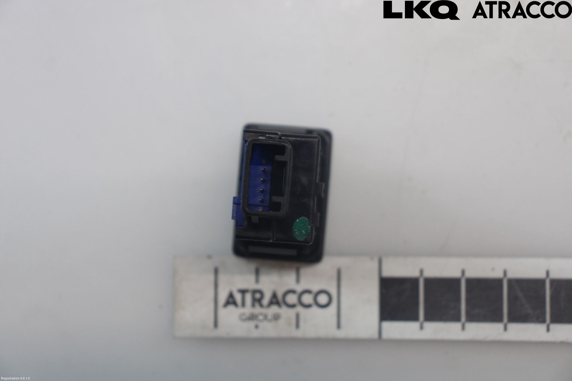 Toyota AVENSIS 16-18 Bryter Drivstoff Tankluke