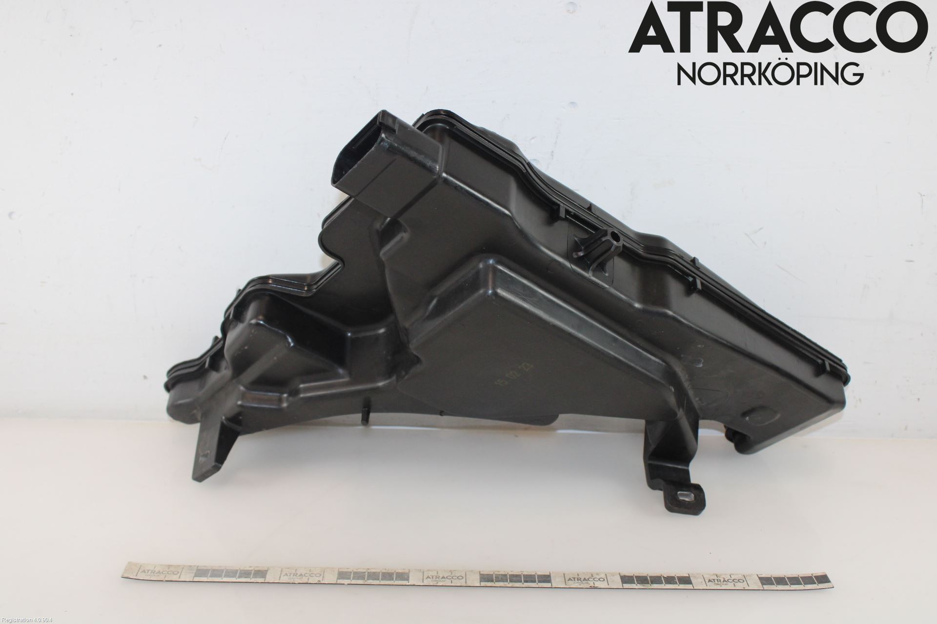 Audi A4/S4 B9 20- Spylerbeholder Frontrute-Lykte