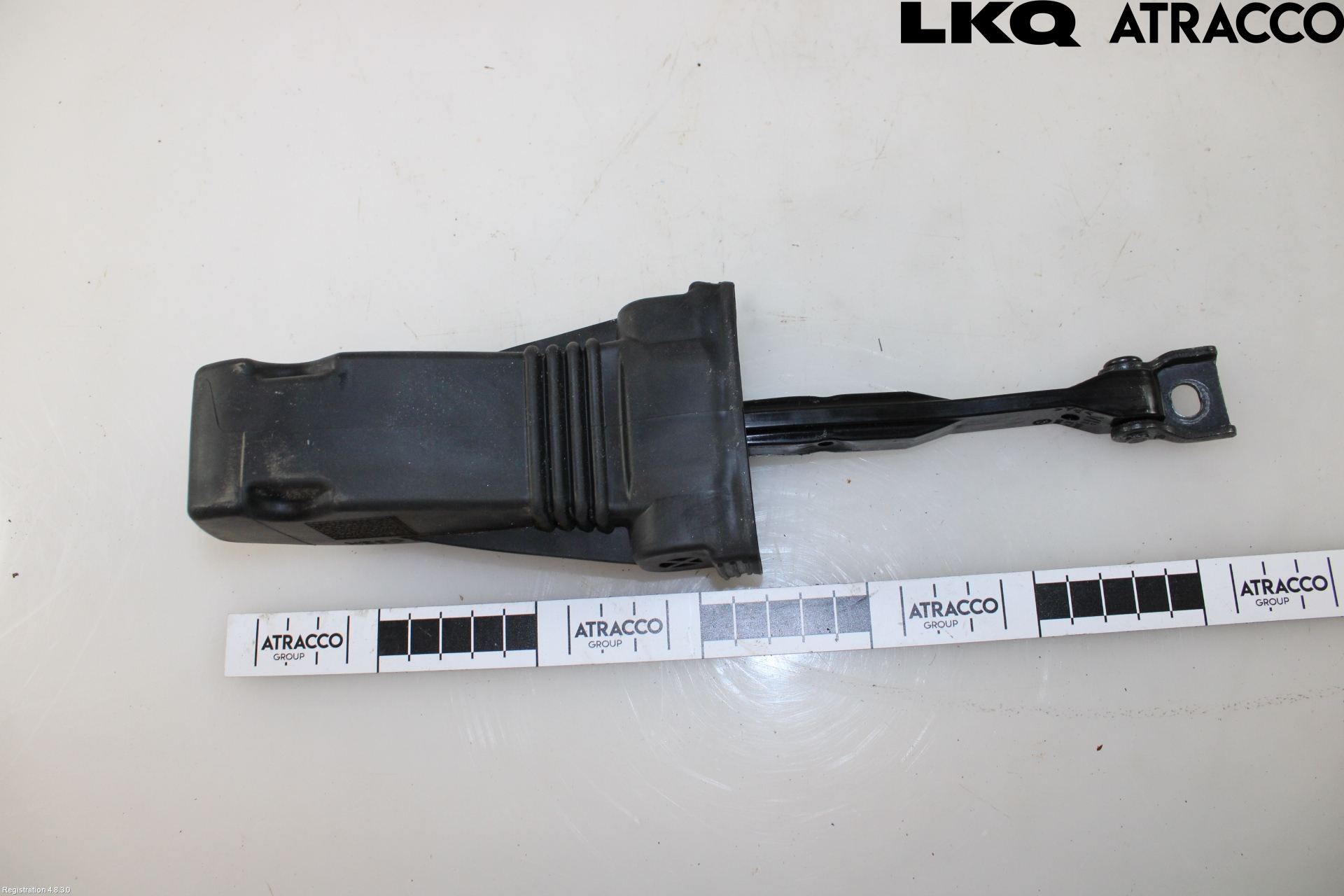 Audi A4/S4 B9 20- Dørstopper