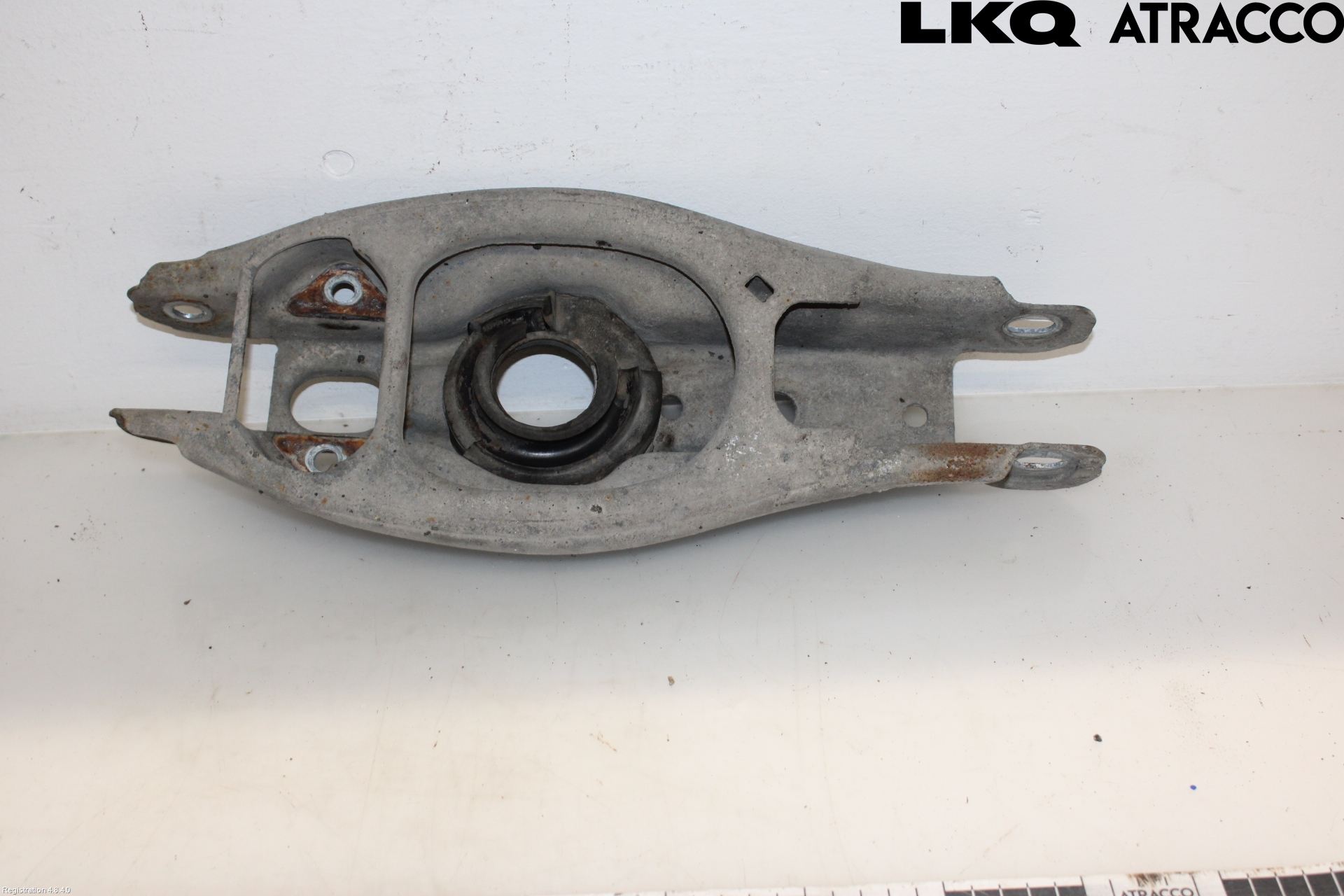 BMW 1 E87/81 5D/3D 03-11 Bærearm Bak Venstre