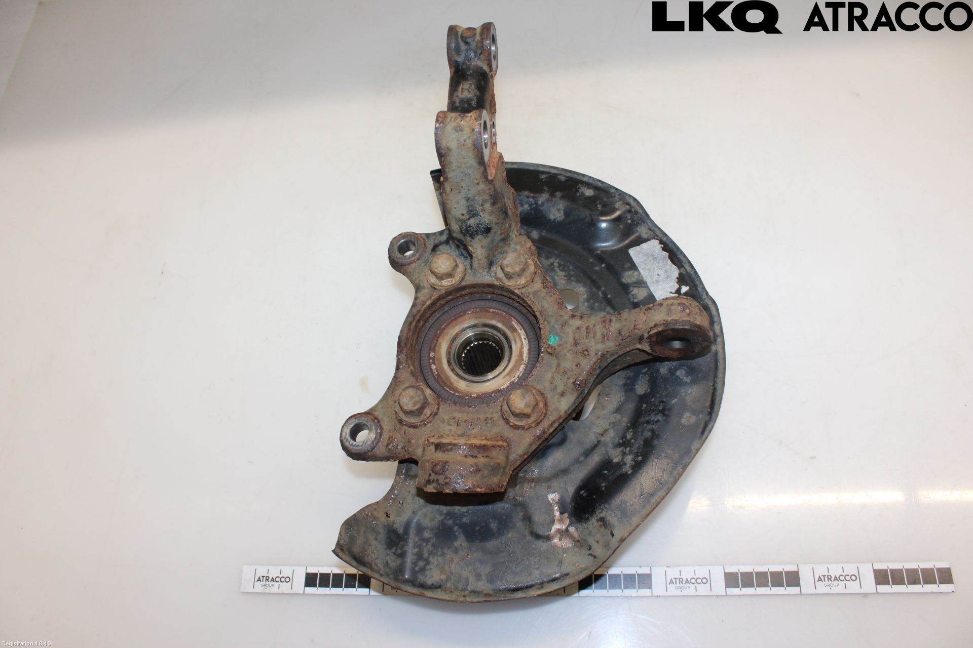 Toyota AURIS 13-19 Spindel Hf