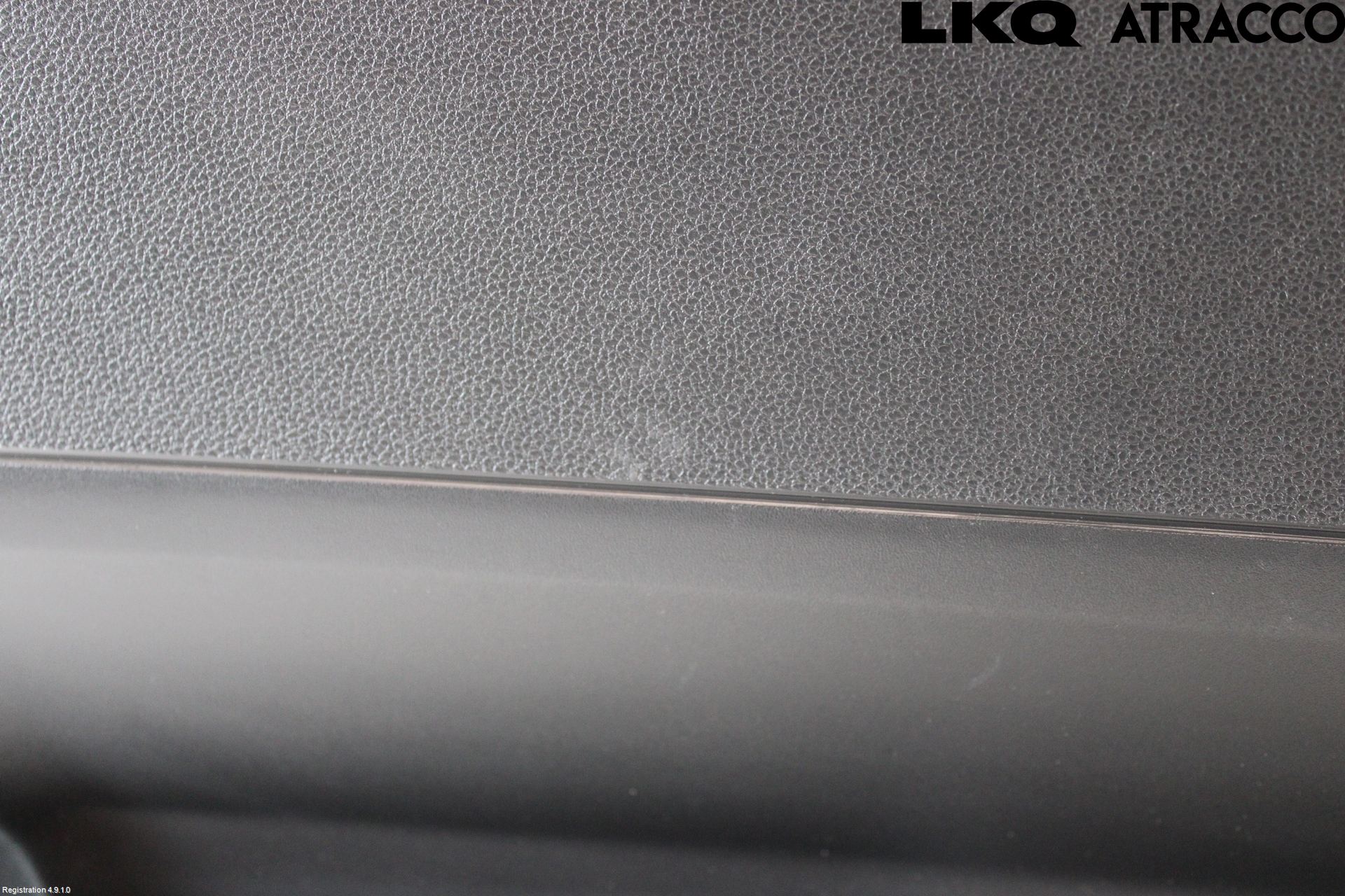 Seat ATECA 16->> Innr Bakluketrekk