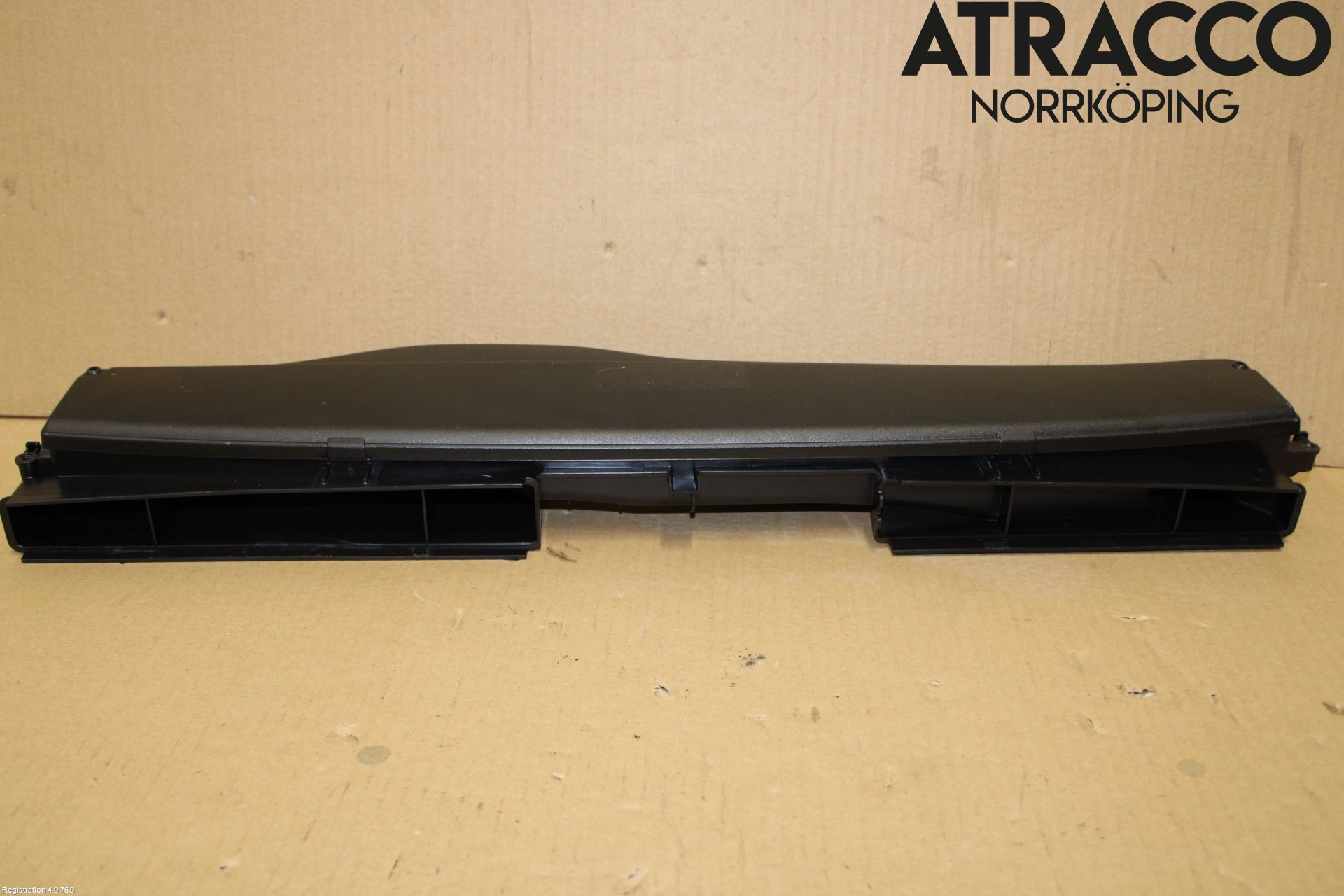 Volkswagen VW GOLF / E-GOLF VIII 20- Luftstyring Front