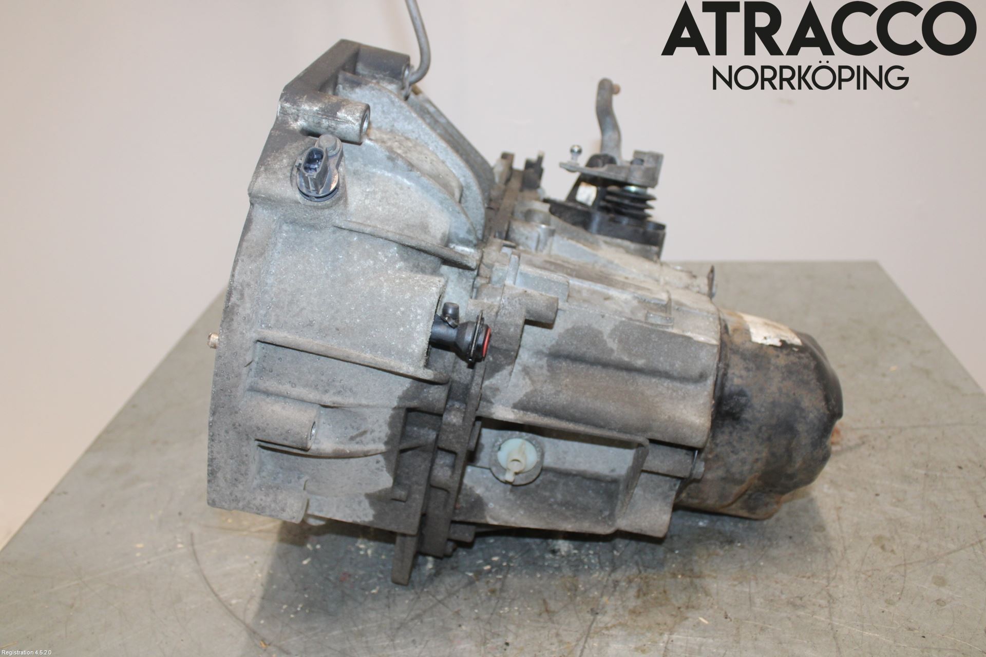 Nissan NOTE E11 06-14 Gearkasse 5 Trinn