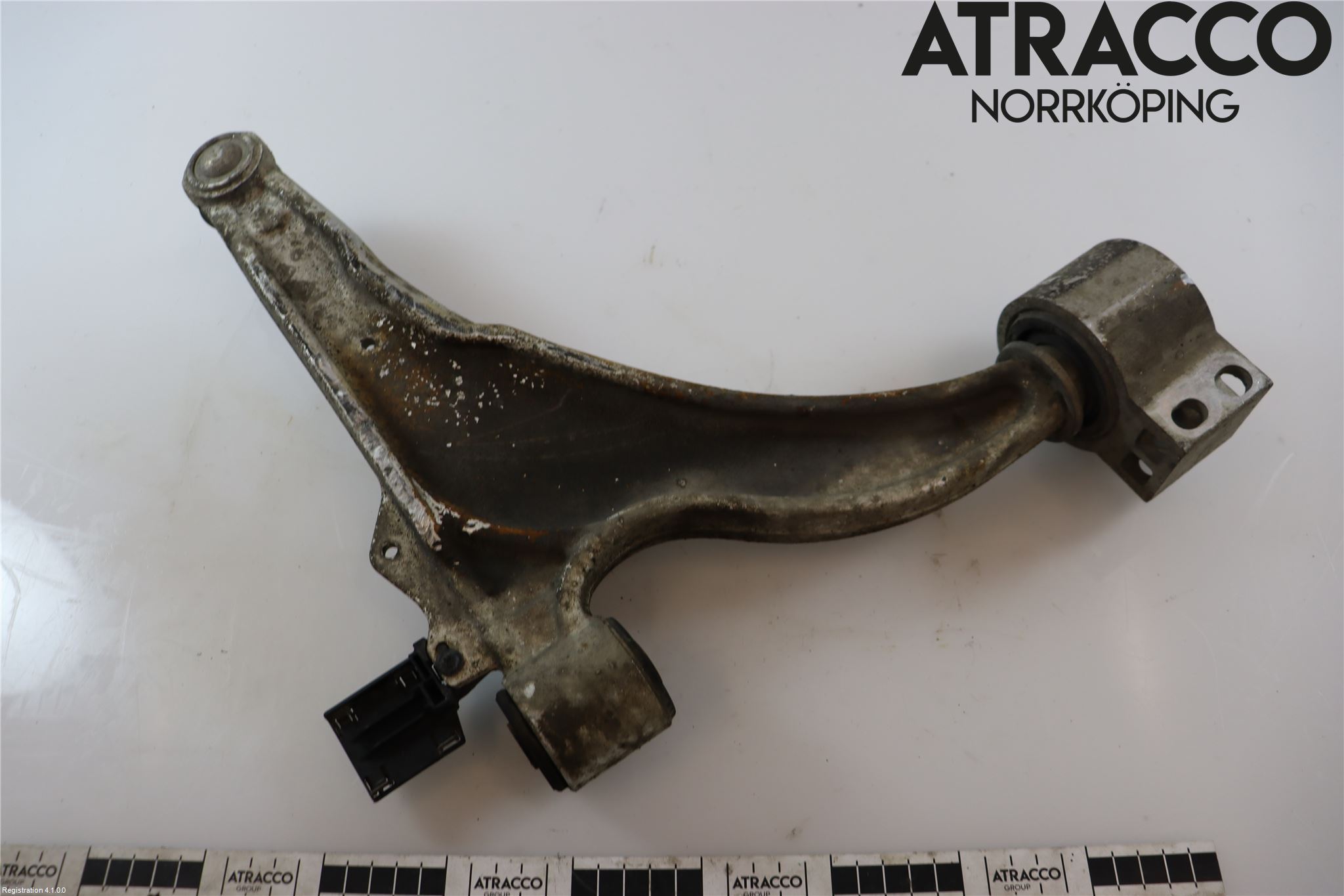 Opel ASTRA J 10-15 Bærearm Foran Venstre Nedre
