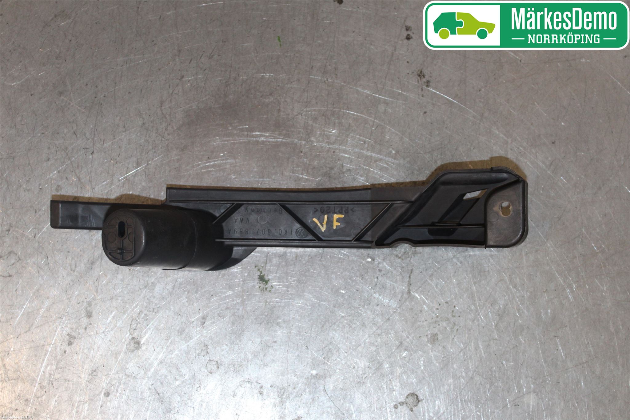 Volkswagen VW GOLF V 04-09 Støtfangerfeste Foran Venstre
