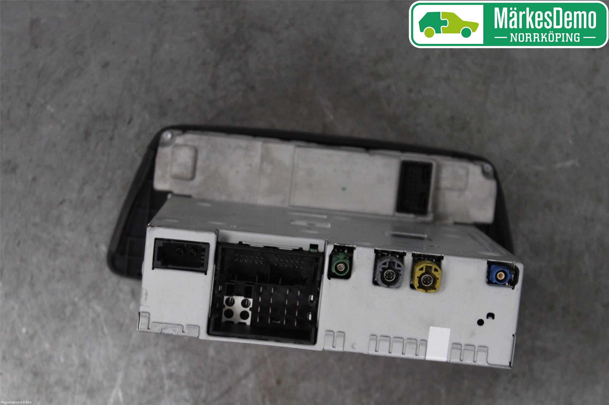 Audi Q3 8U 12-18 Stereo Radio Med Cd