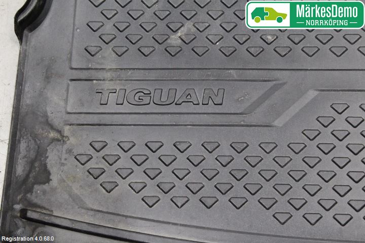 Volkswagen VW TIGUAN 16-24 Innr Matte Bagasjerom