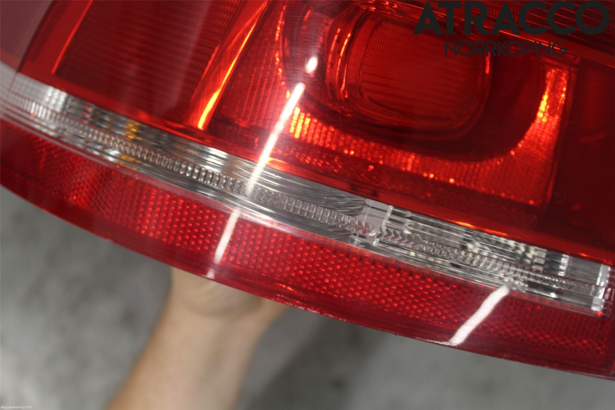 Volkswagen VW PASSAT 11-14 Baklykt Venstre