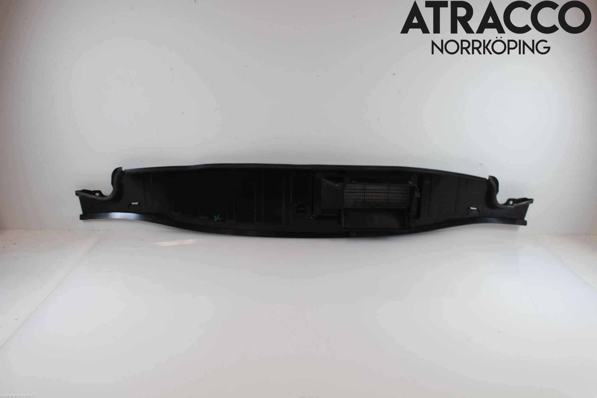 Cupra BORN 22- Visker Deksel-Grill-Under Frr