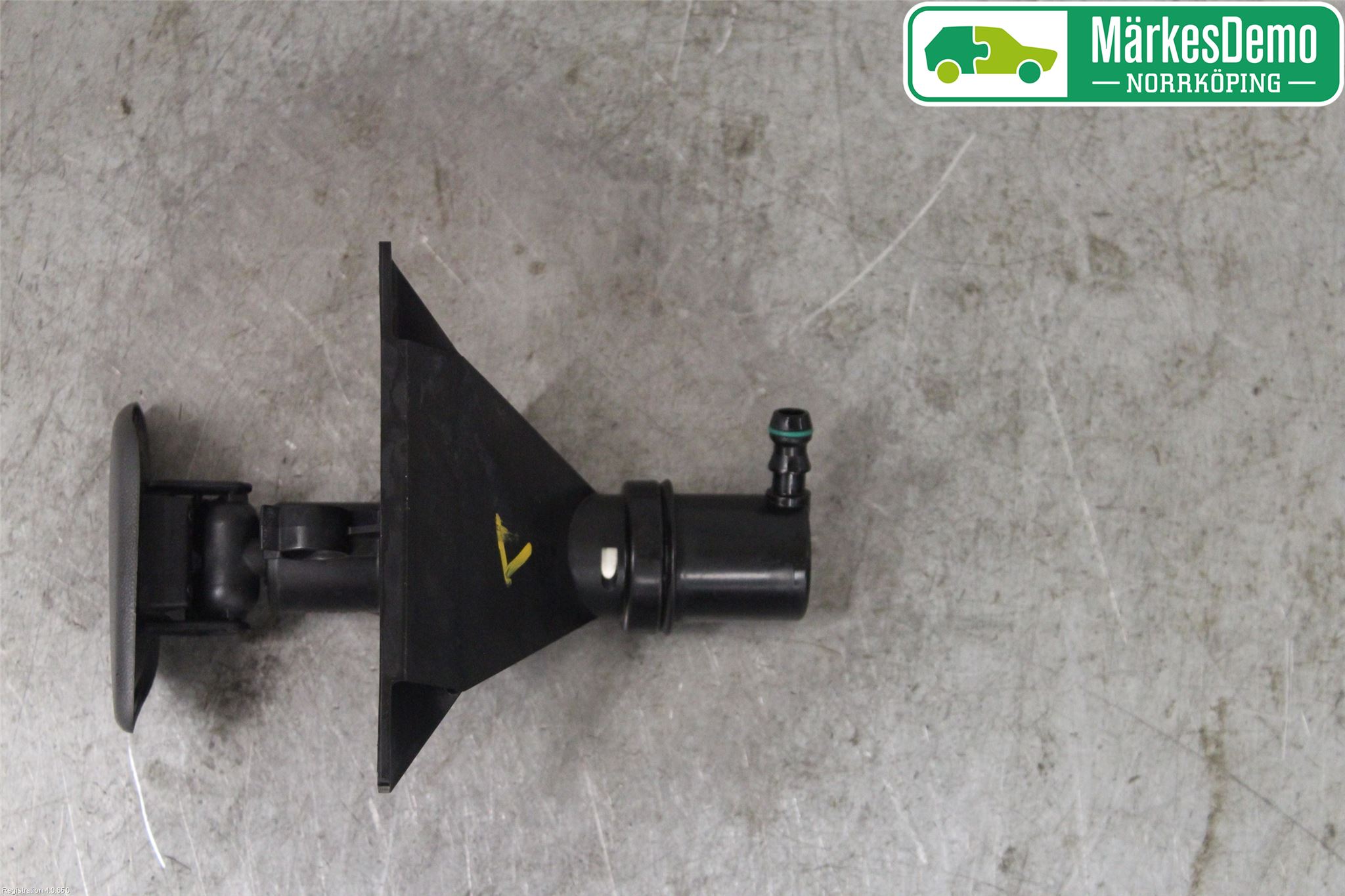 Volkswagen VW CADDY      04-10 Spylerdyse Frontlykter