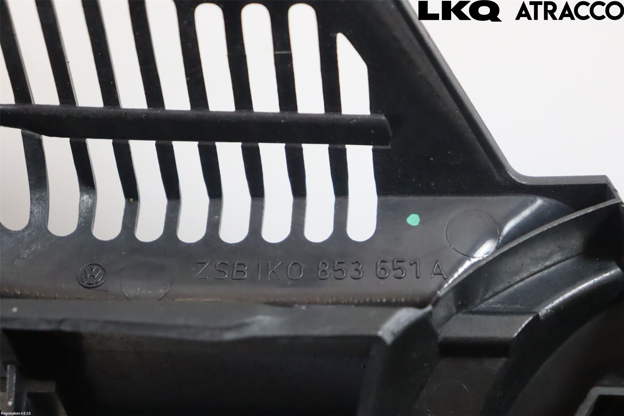Volkswagen VW GOLF V 04-09 Grill Komplett
