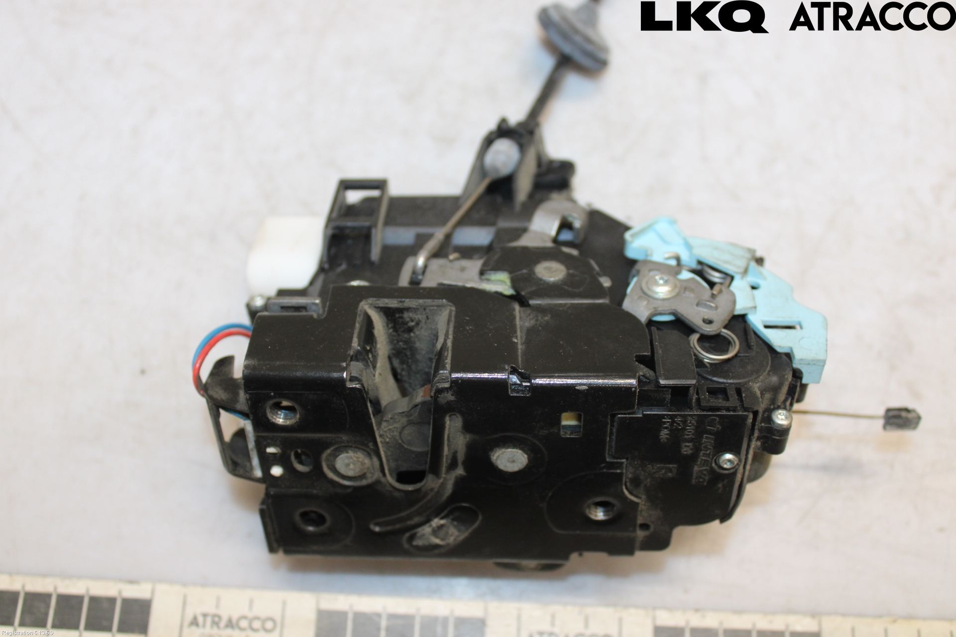 Volkswagen VW CADDY      04-10 Dørlås - Låsekasse