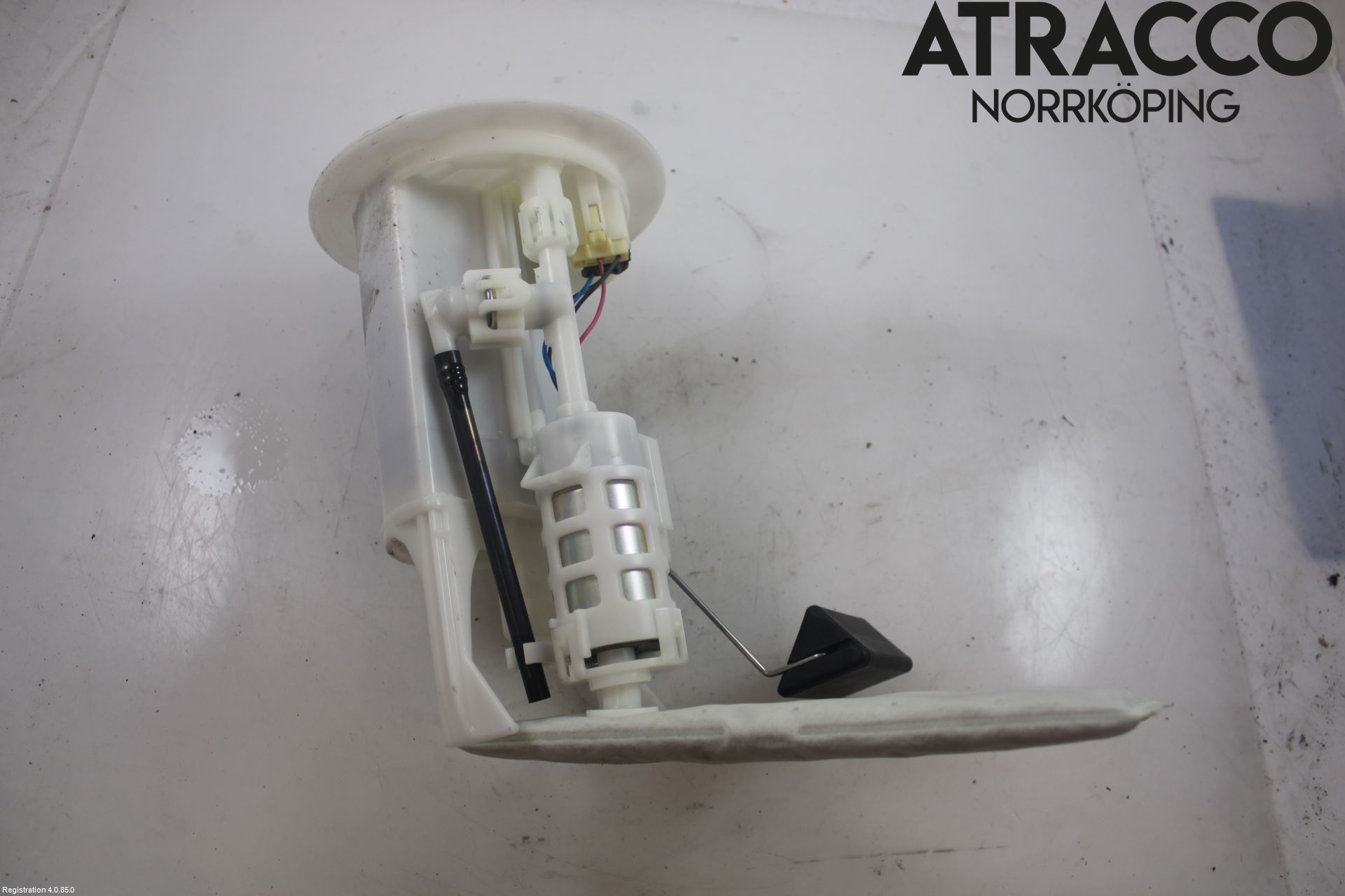Toyota YARIS XP130 12-14 Drivstoffpumpe Fødepumpe El