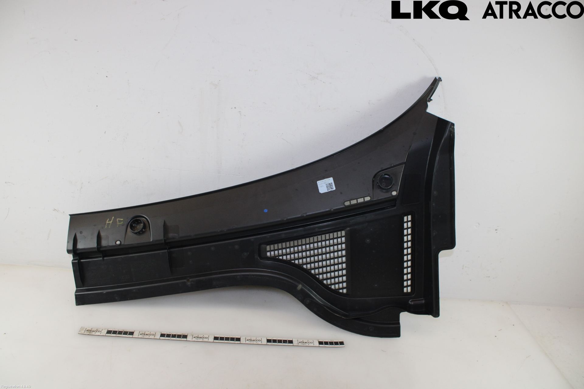 Volkswagen VW PASSAT 24- Visker Deksel-Grill-Under Frr