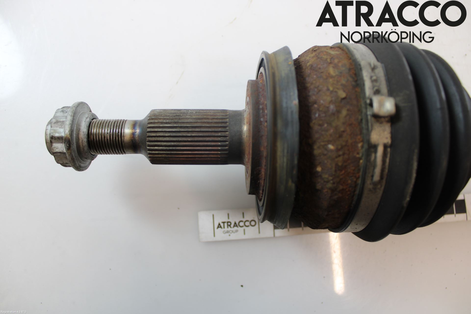 Volkswagen VW TRANSP/CARAVELLE (T5) 04-15 Drivaksel Foran Kompl Venstre