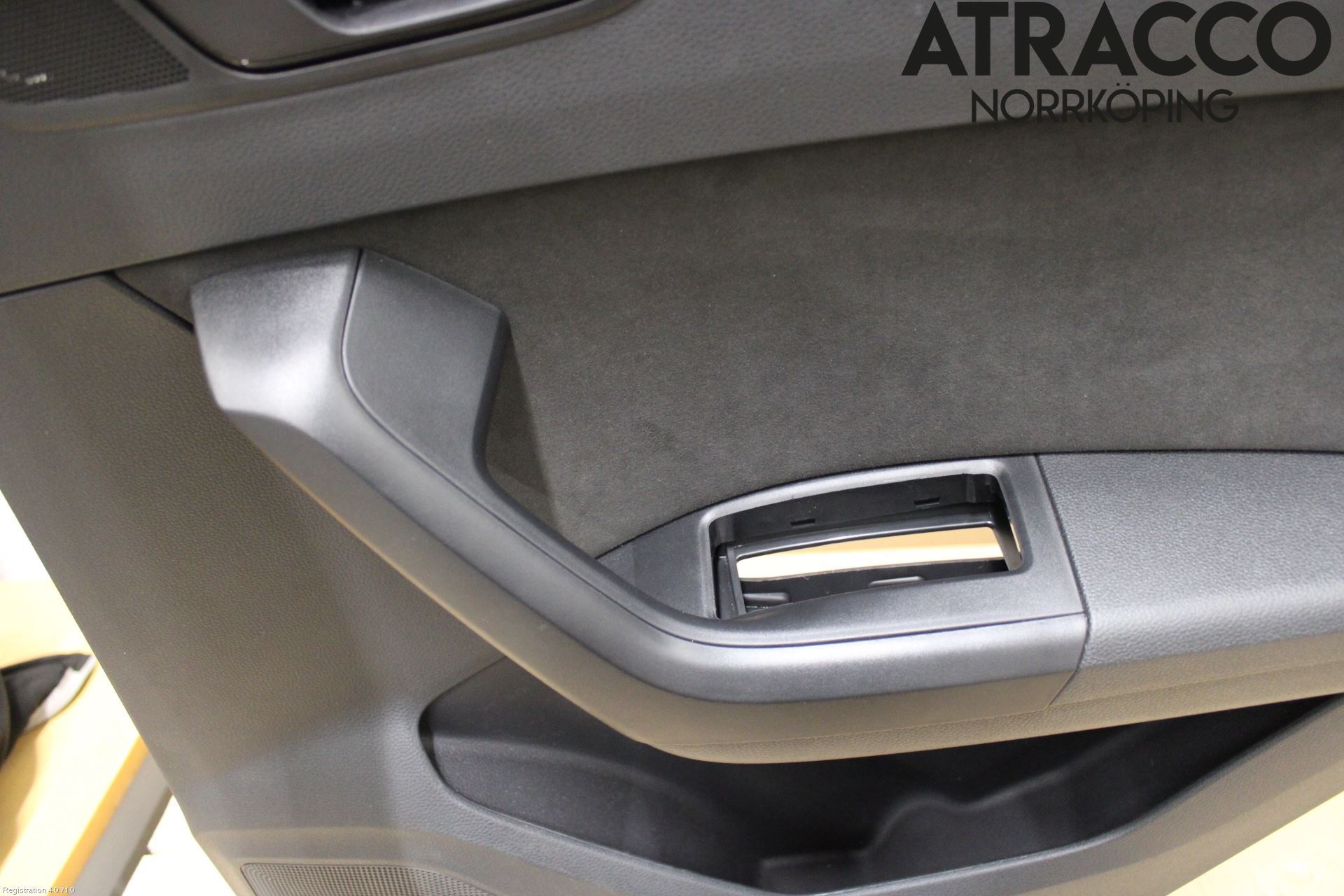 Cupra ATECA 19- Innr Dørtrekk Høyre