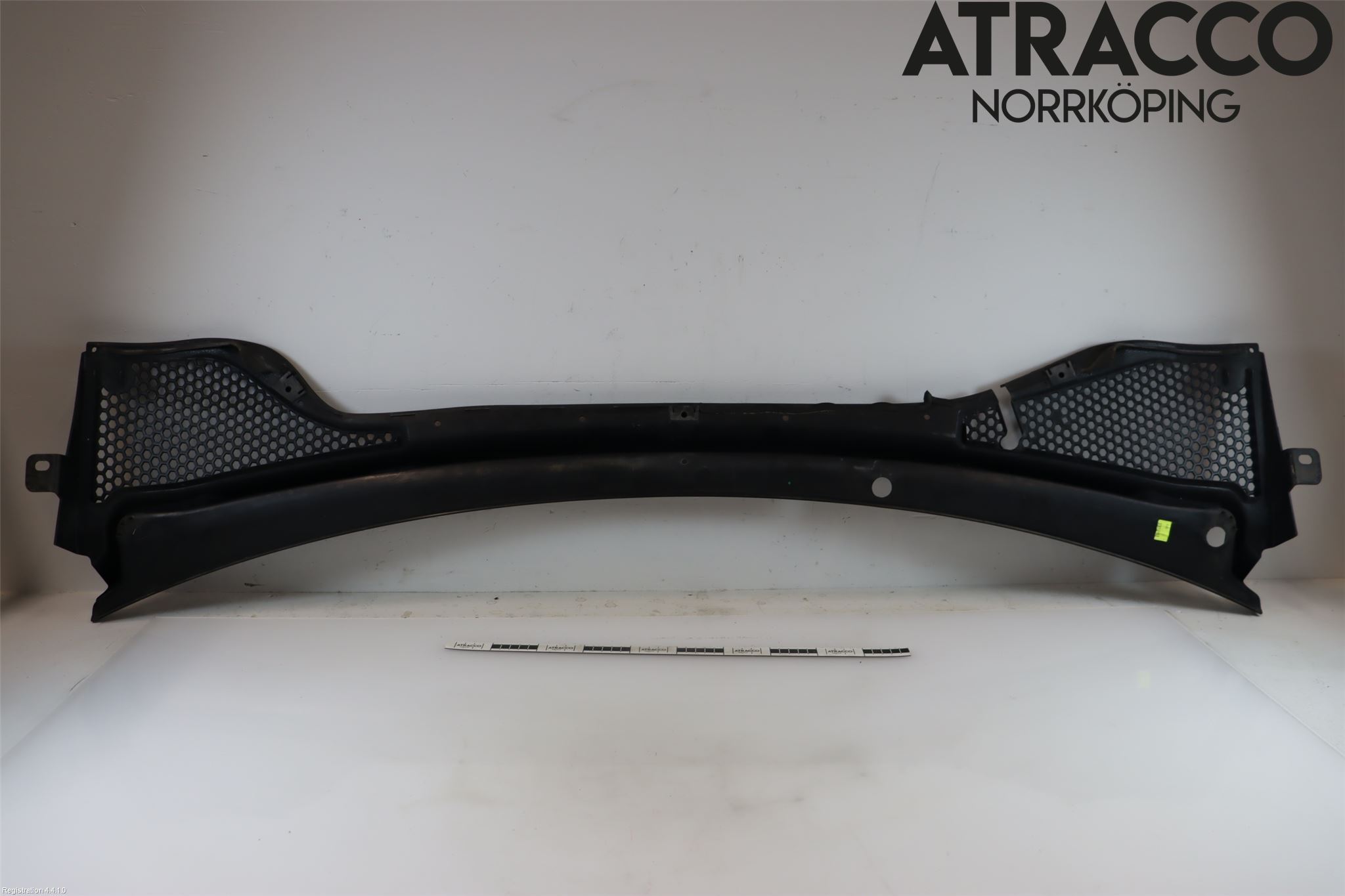 Seat LEON 13-20 Visker Deksel-Grill-Under Frr