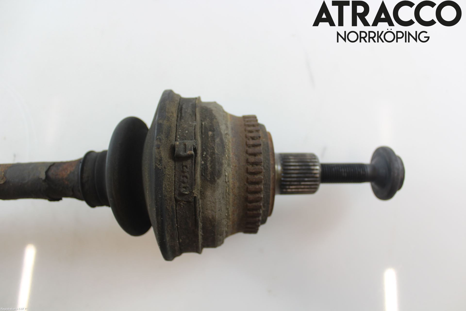Audi A4/S4 99B-00 Drivaksel Foran Kompl Venstre
