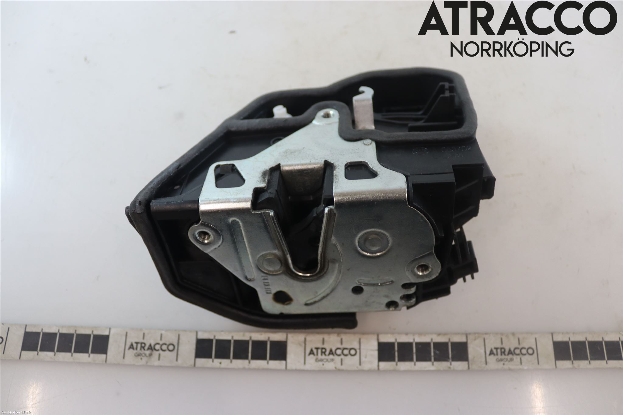 BMW 1 F20/F21 11-19 Dørlås - Låsekasse