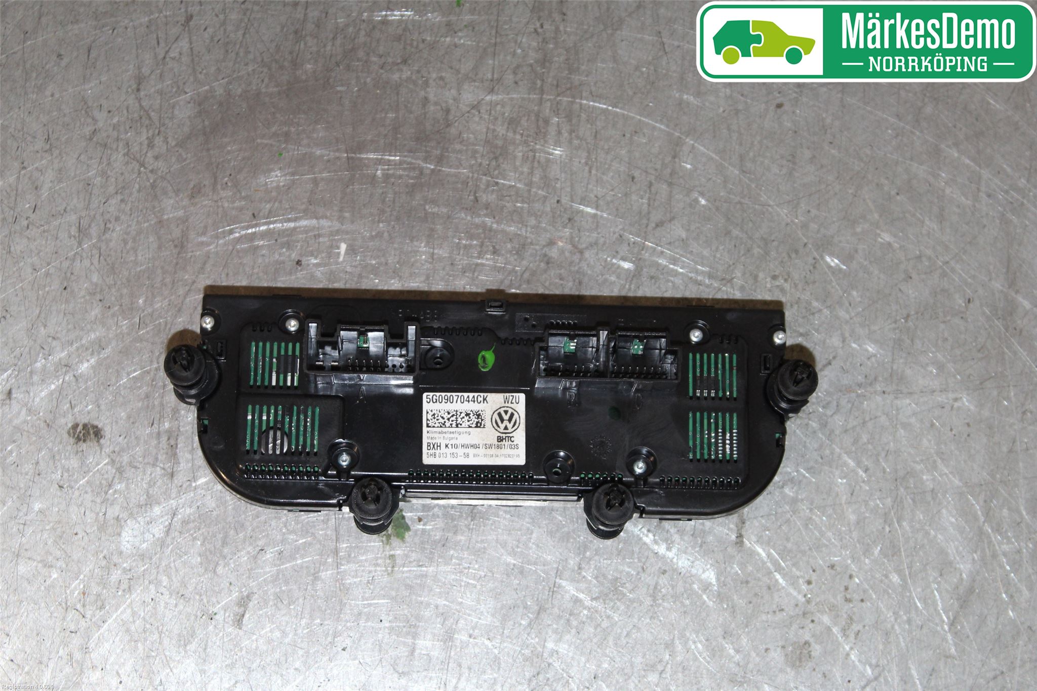 Volkswagen VW PASSAT 15-19 Varmeapparat Panel(Regulering)