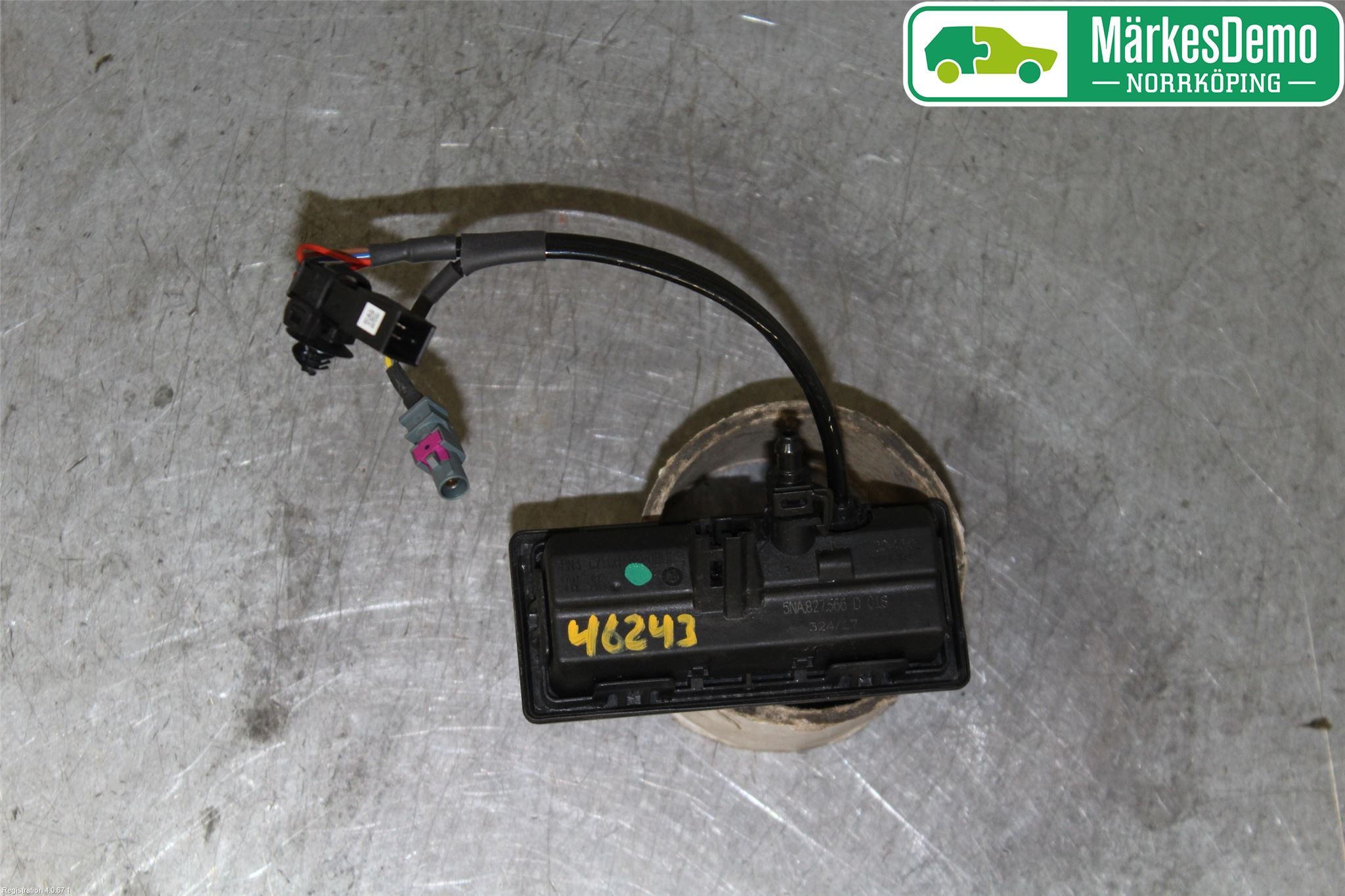 Volkswagen VW TIGUAN 16-24 Bakluke Handtak Ytre