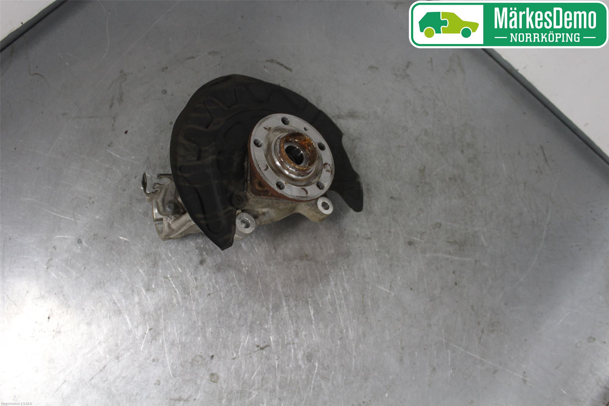 Audi Q2/SQ2 17- Spindel Vf