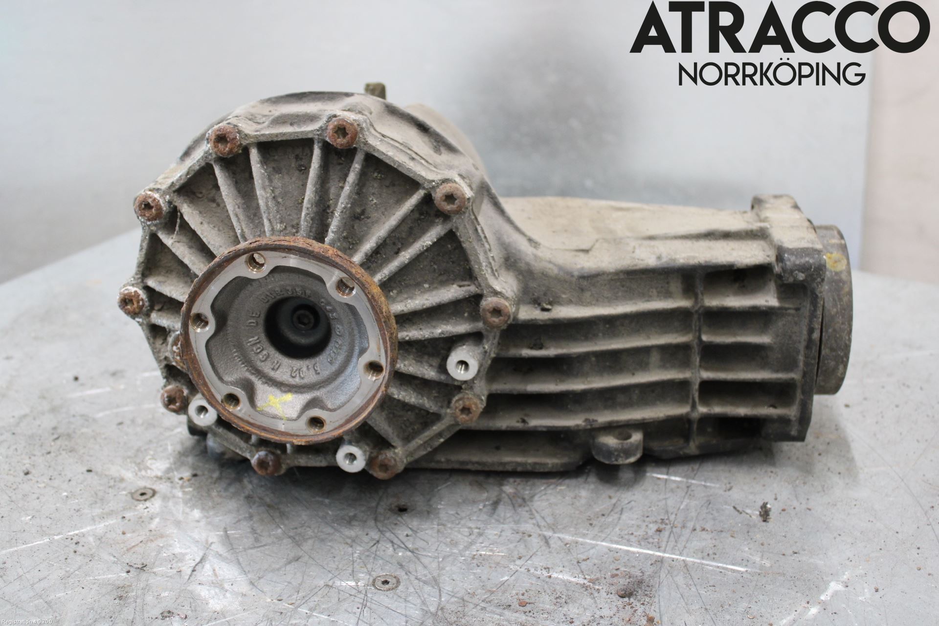 Audi A8/S8 4E  02-09 Bakaksel Kardang Bak -Diff