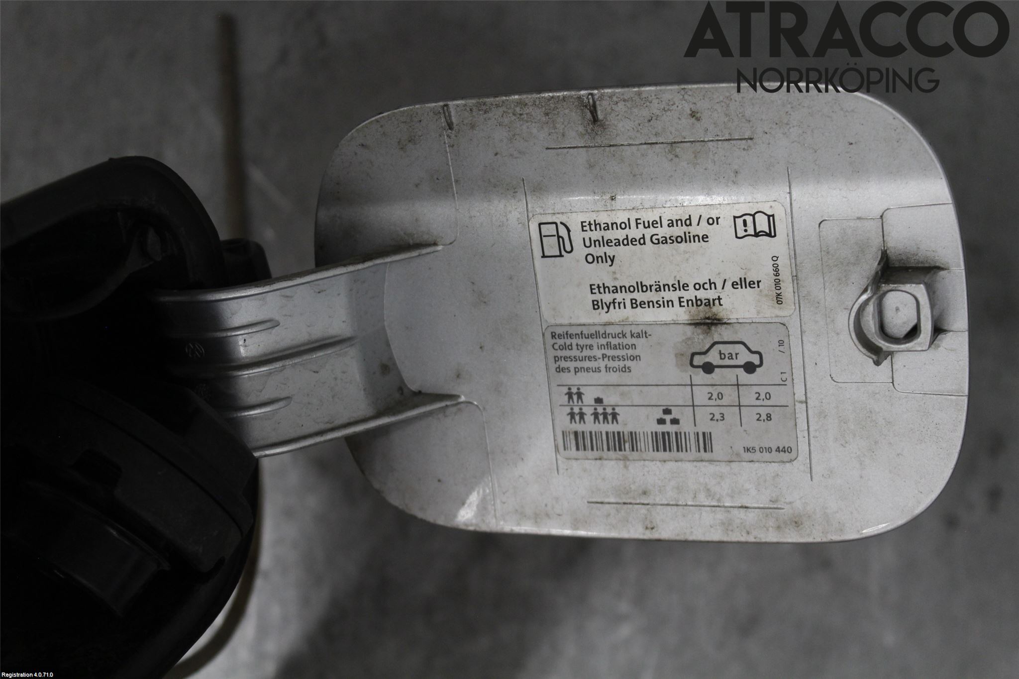 Volkswagen VW GOLF VI 09-13 Drivstoff Tankluke