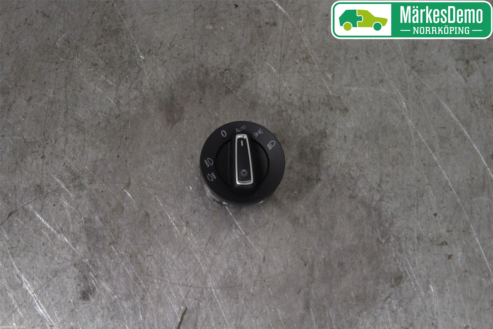 Volkswagen VW GOLF SPORTSVAN 15-20 Bryter Hovedlys