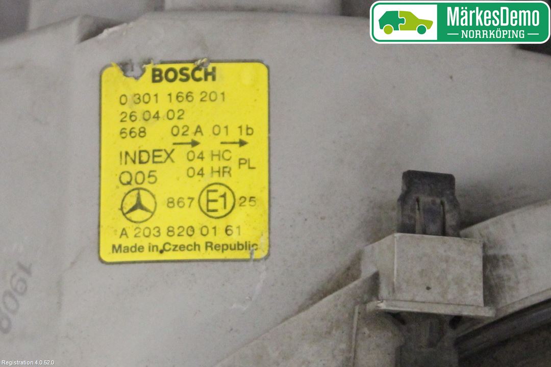 Mercedes-Benz MB C (203) 00-07 Frontlykt Venstre