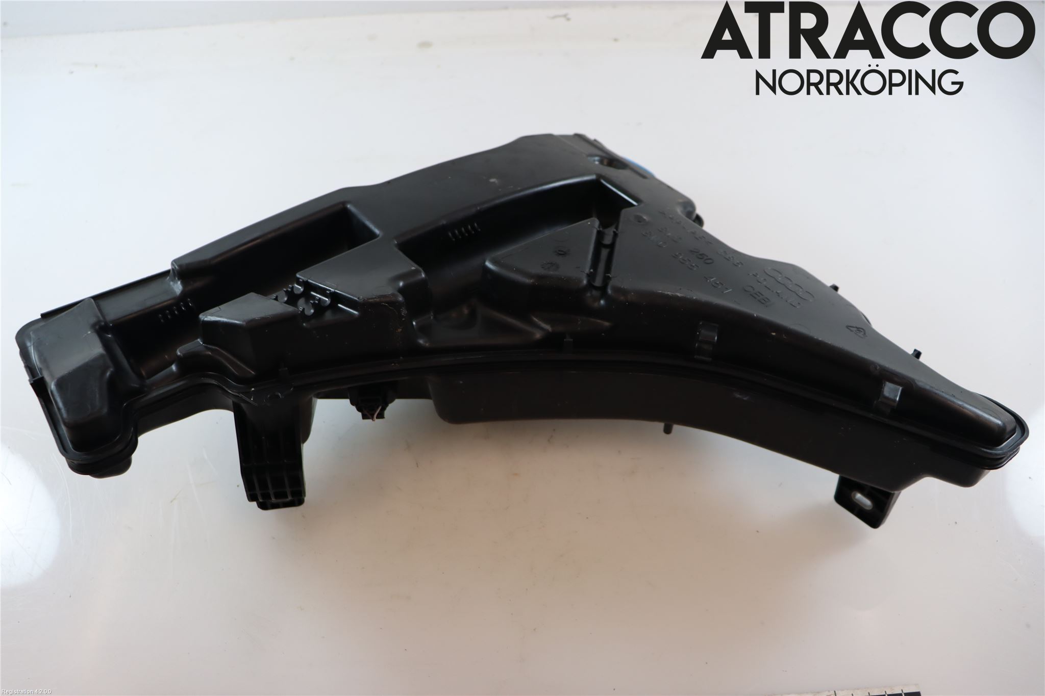 Audi A4/S4 B9 20- Spylerbeholder Frontrute-Lykte