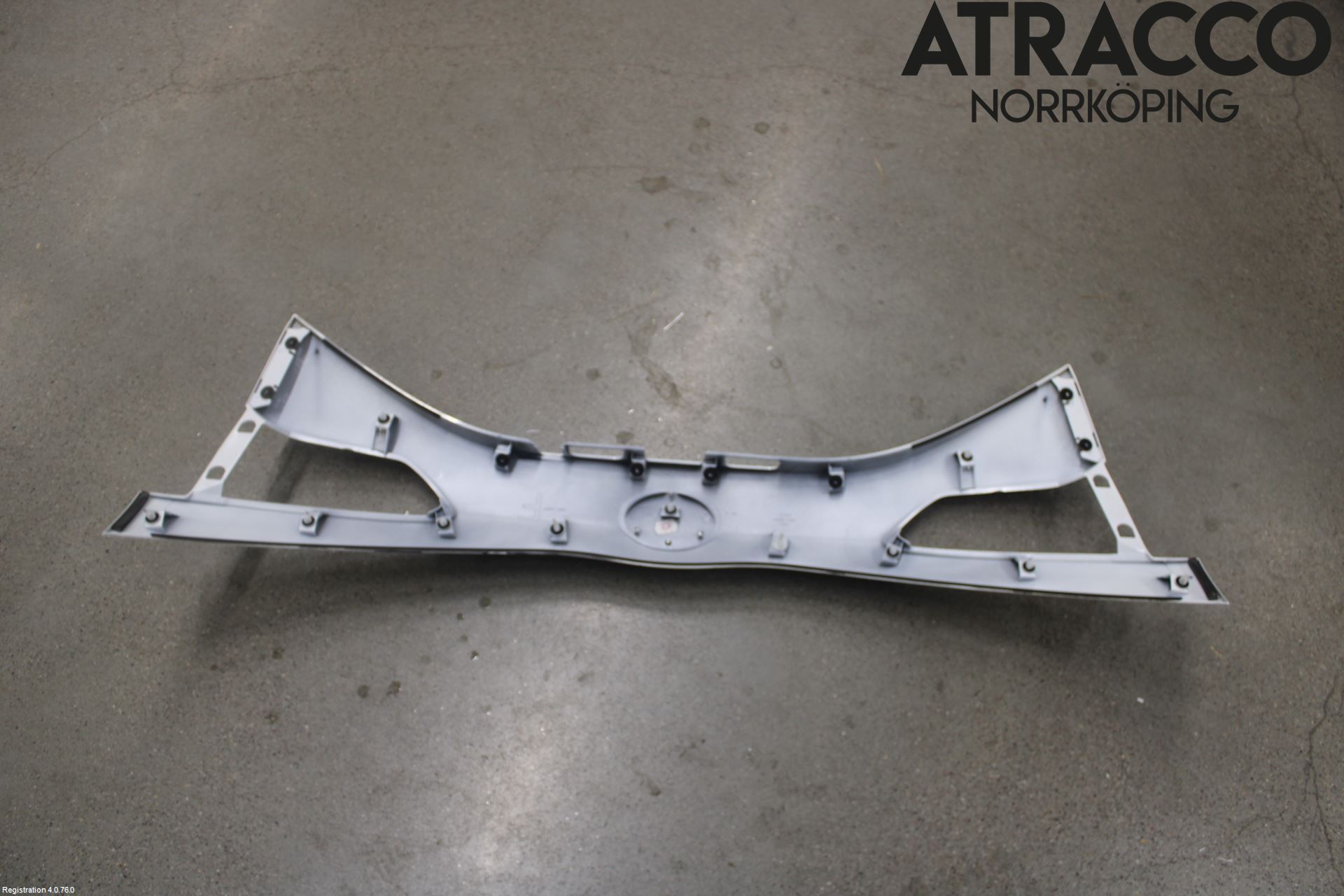 Toyota YARIS XP130 15-20 Refleksplate - Skiltplate