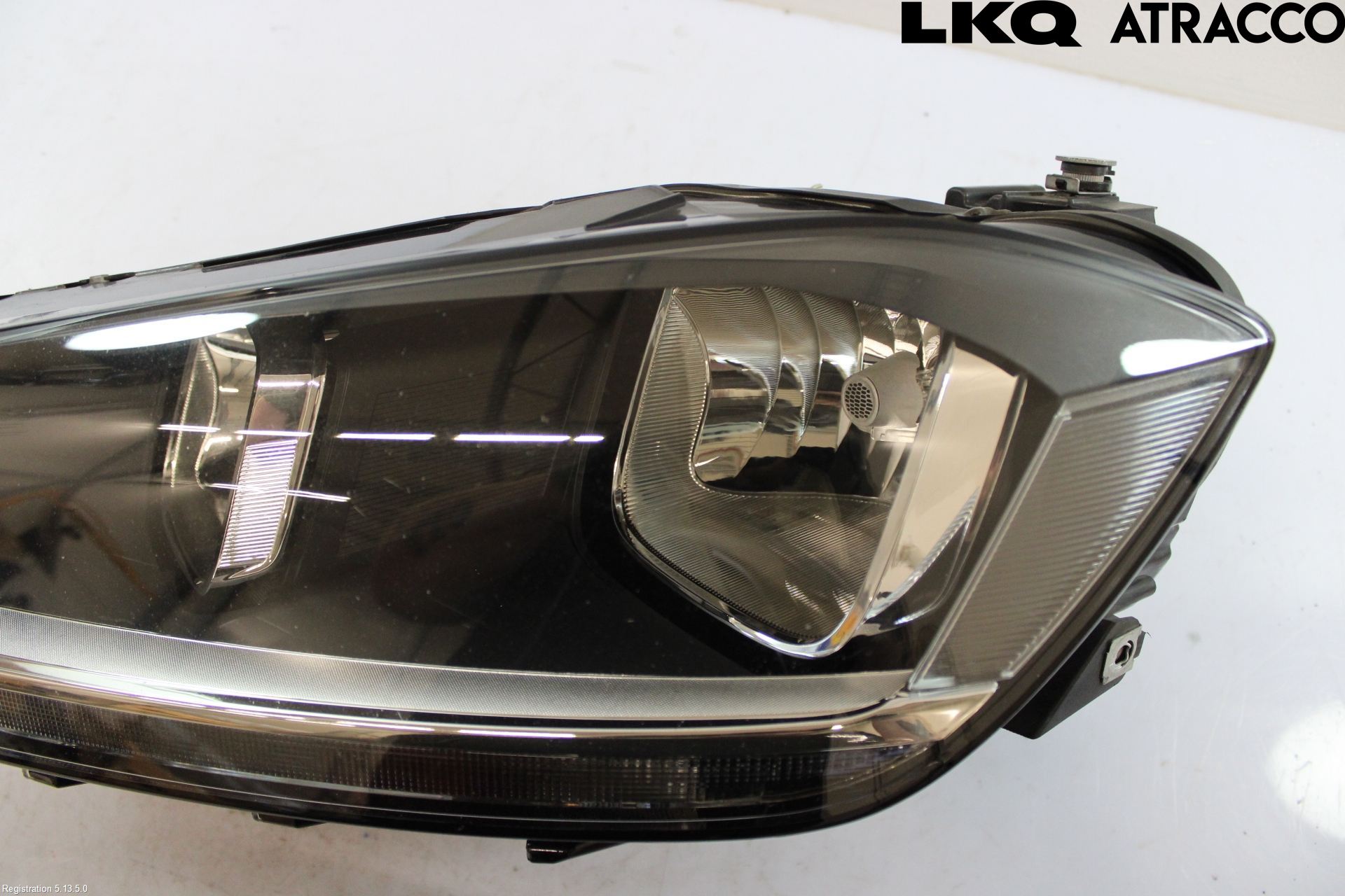 Volkswagen VW GOLF SPORTSVAN 15-20 Frontlykt Venstre