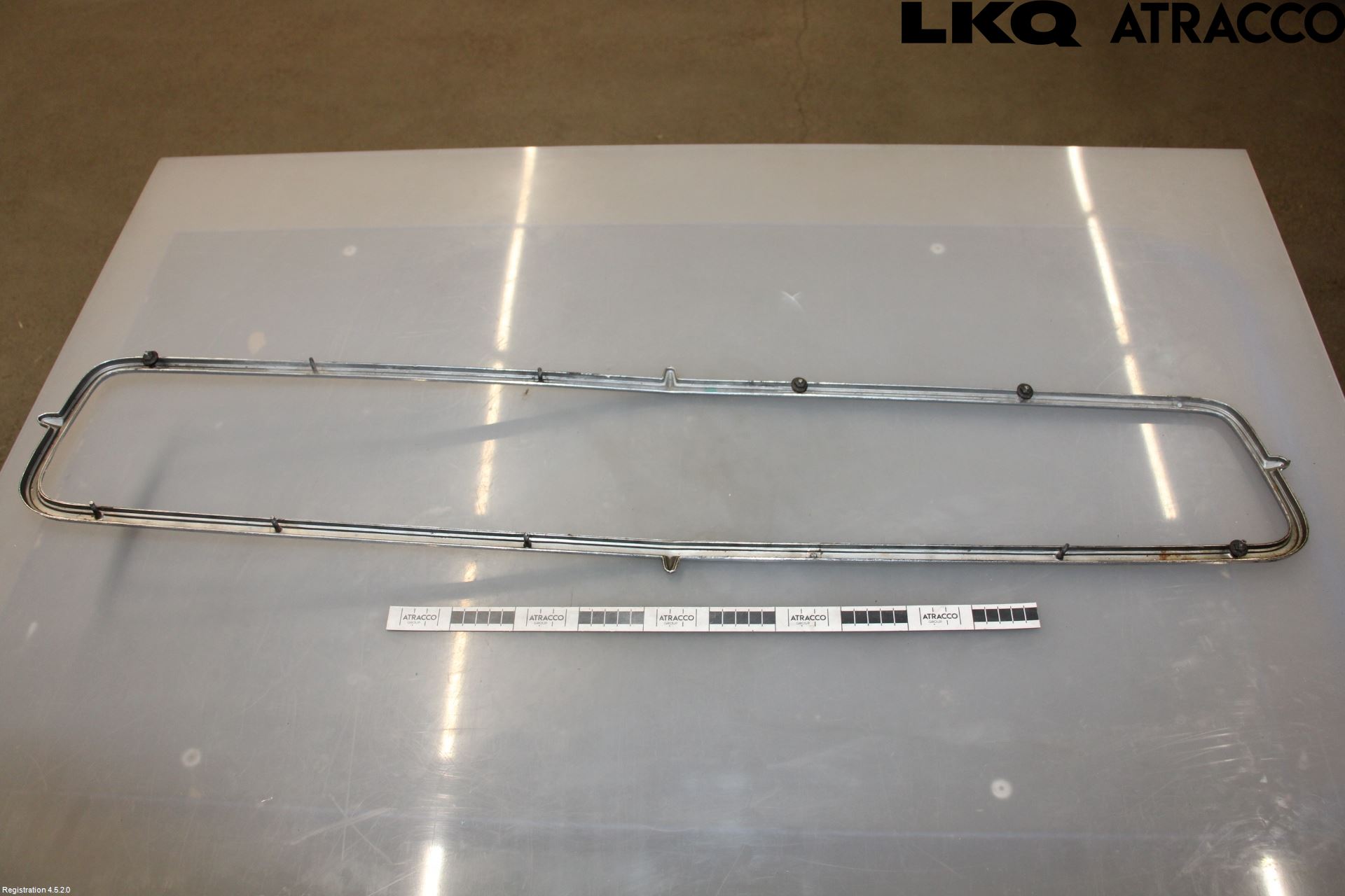 Ford MUSTANG    64-73 Grill Ramme
