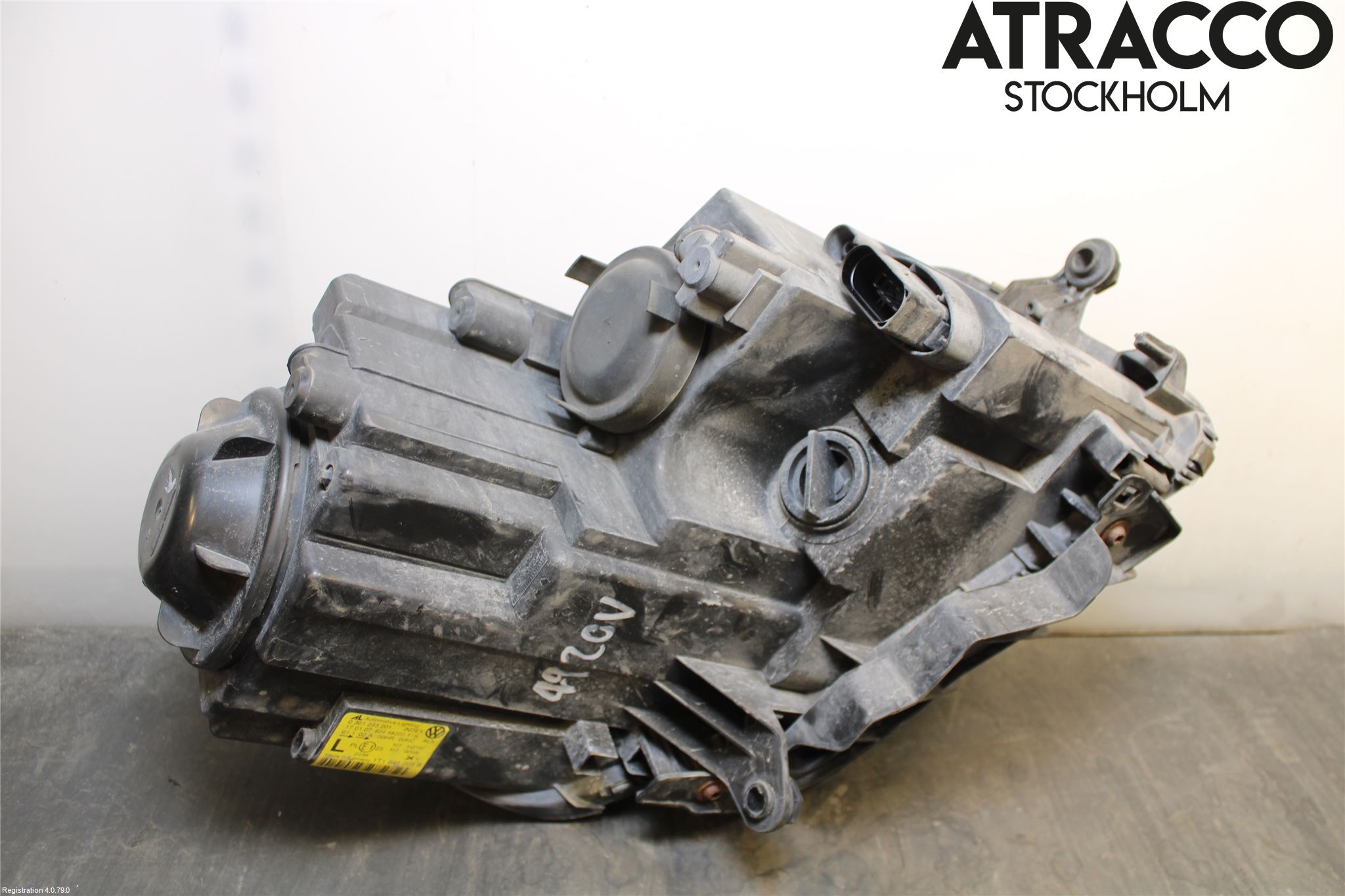 Volkswagen VW TOURAN 03-10 Frontlykt Venstre