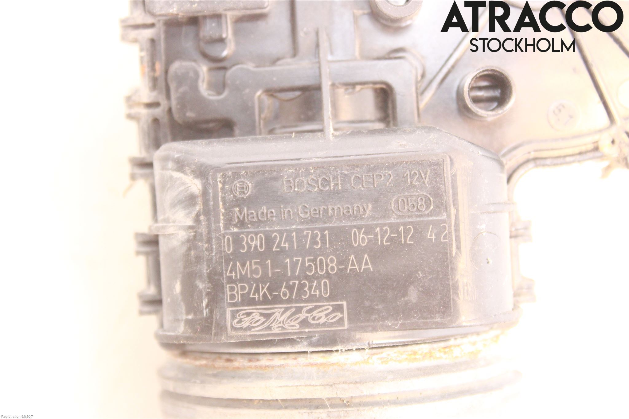 Ford FOCUS     04-07 Viskermotor Frontrute