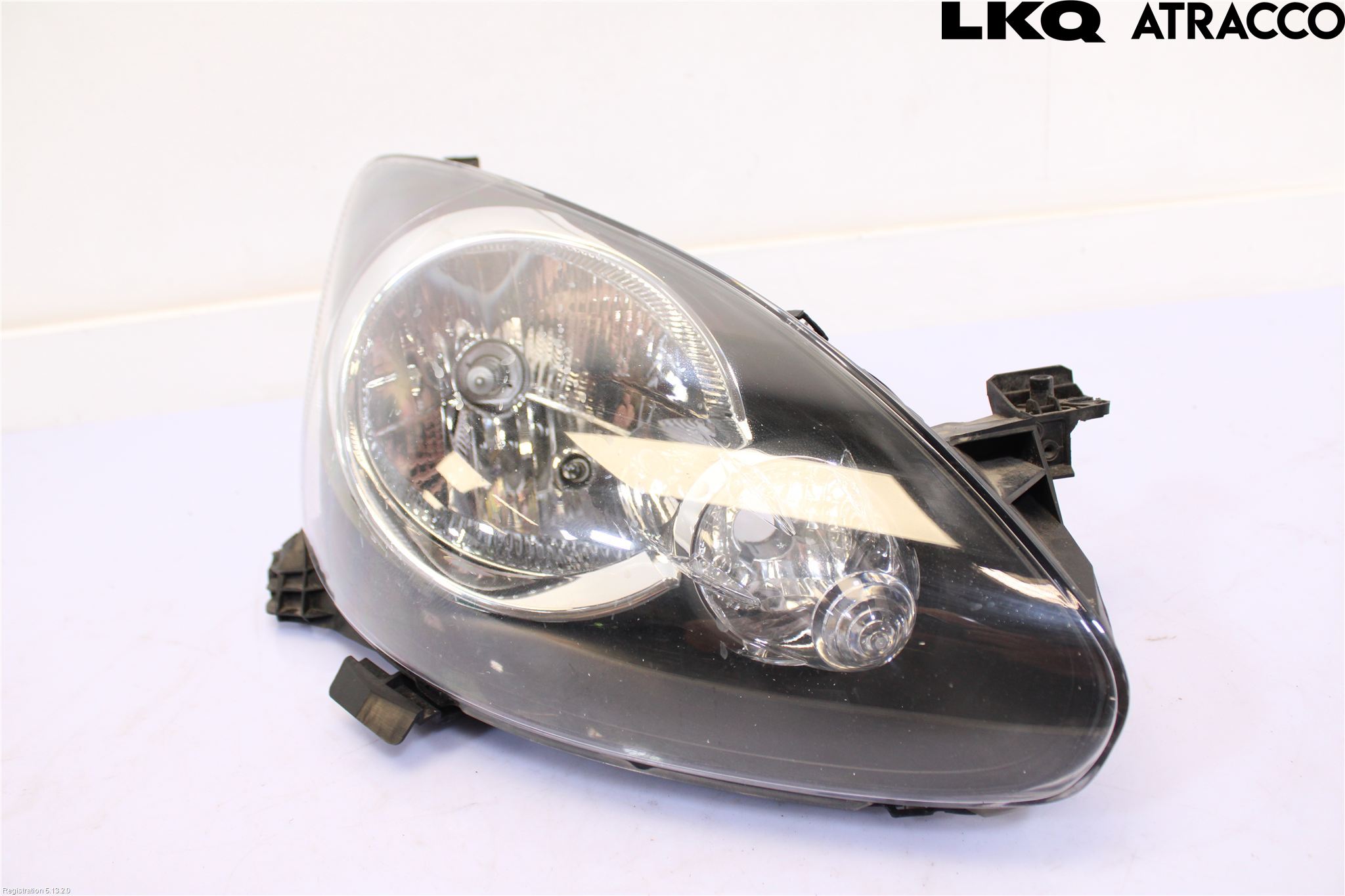 Toyota AYGO 06-14 Frontlykt Høyre