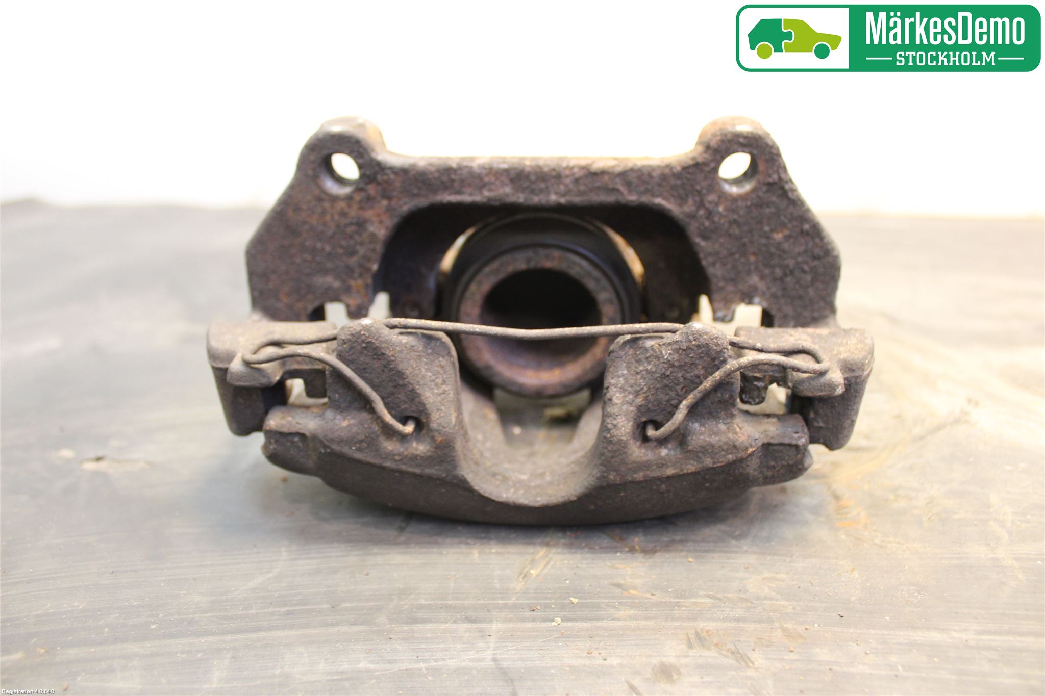 Saab 9-5     06-10 Bremsecaliper Foran Venstre