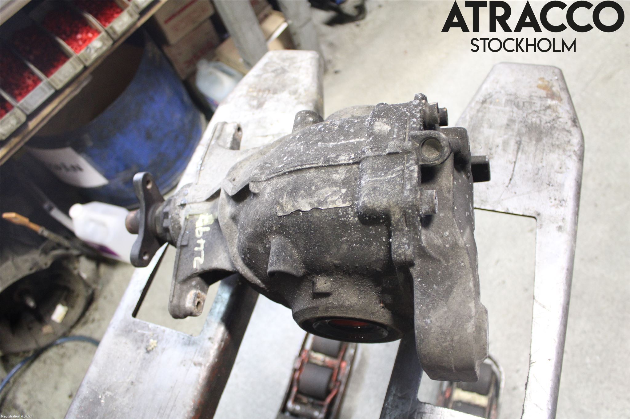 BMW 5 F10/F11/F18 09-17 Bakaksel Kardang Bak -Diff