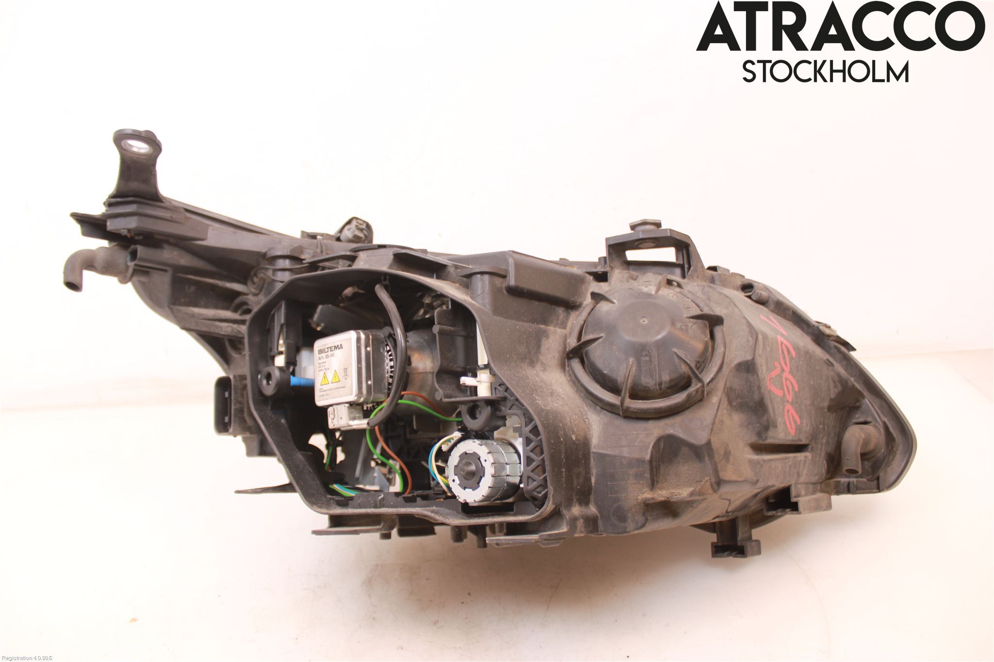 BMW 5 E60/61 Sed/Tou 02-10 Frontlykt Venstre