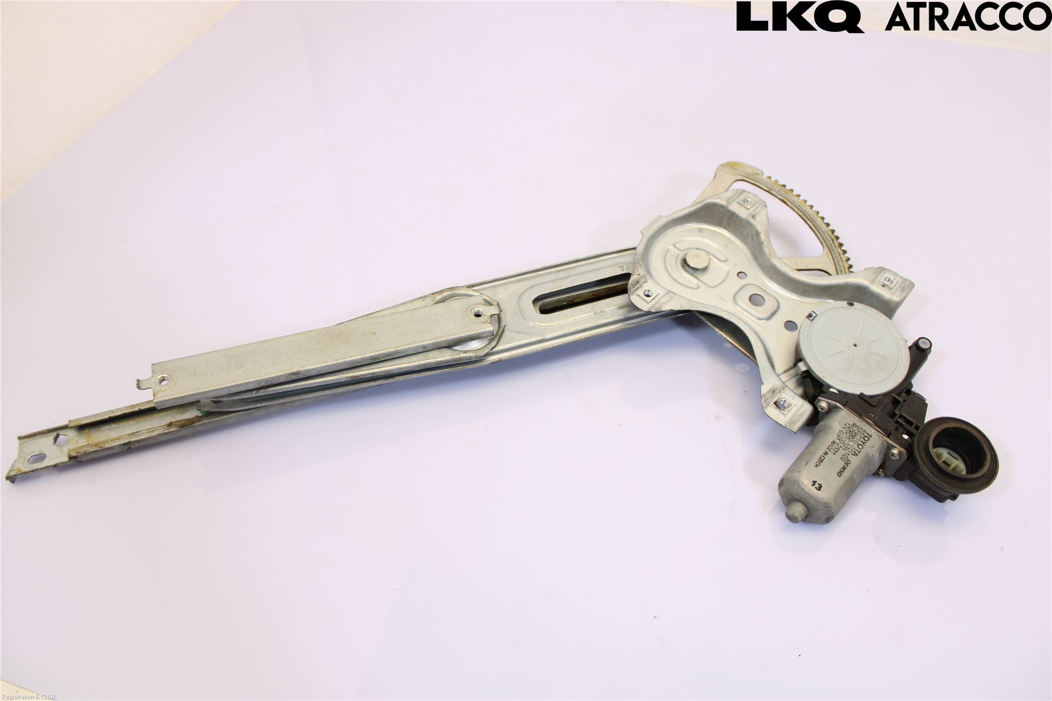 Toyota YARIS XP130 12-14 Vindusheis El Komp